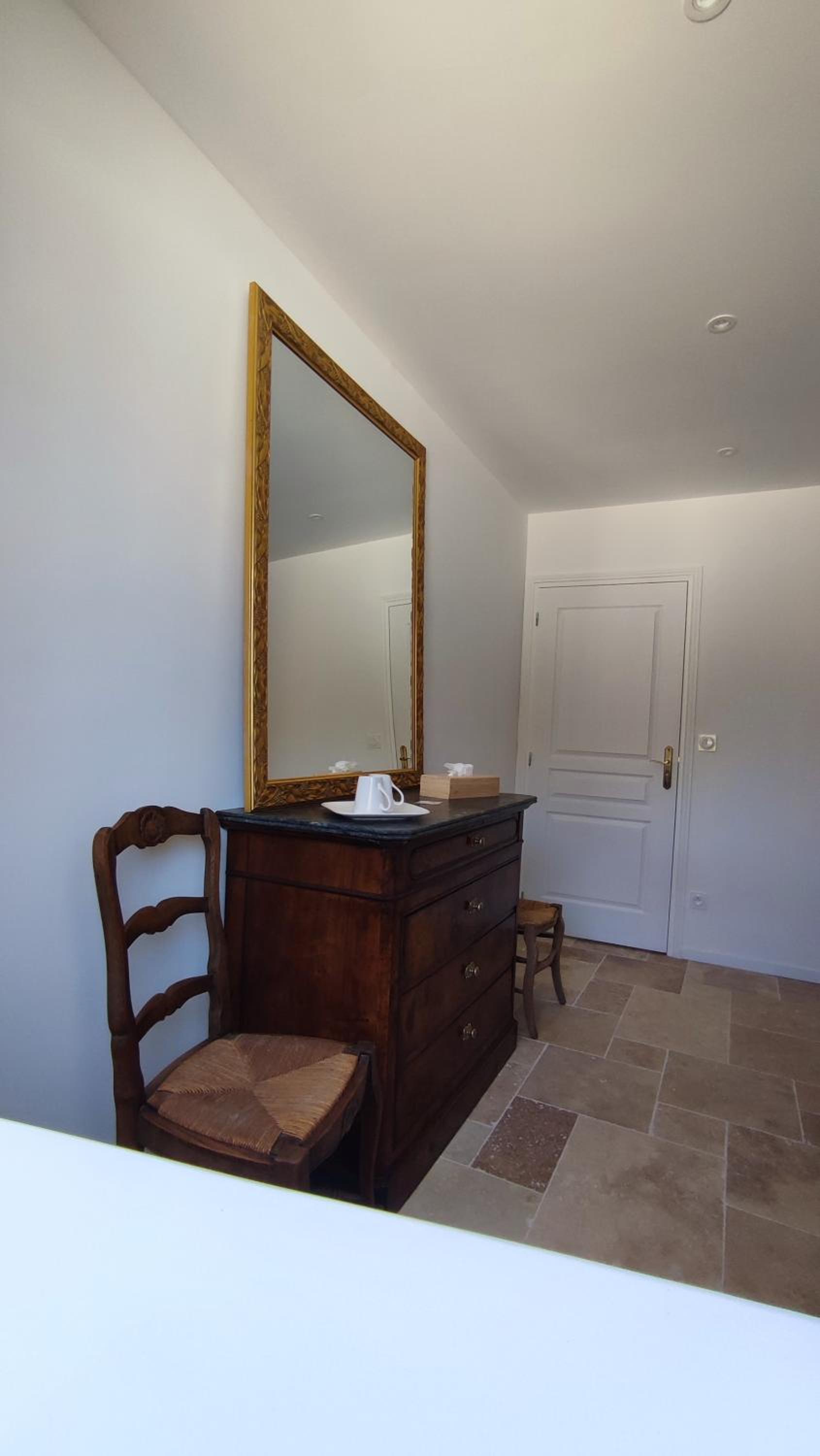 One-Bedroom House photo 3