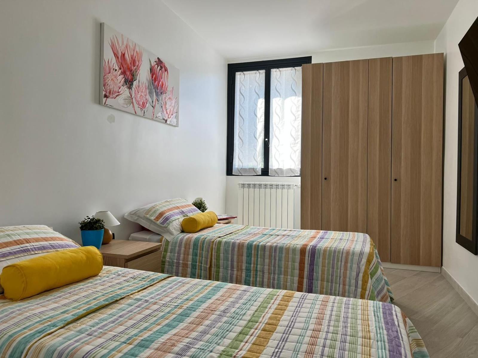 Three-Bedroom Apartment photo 1