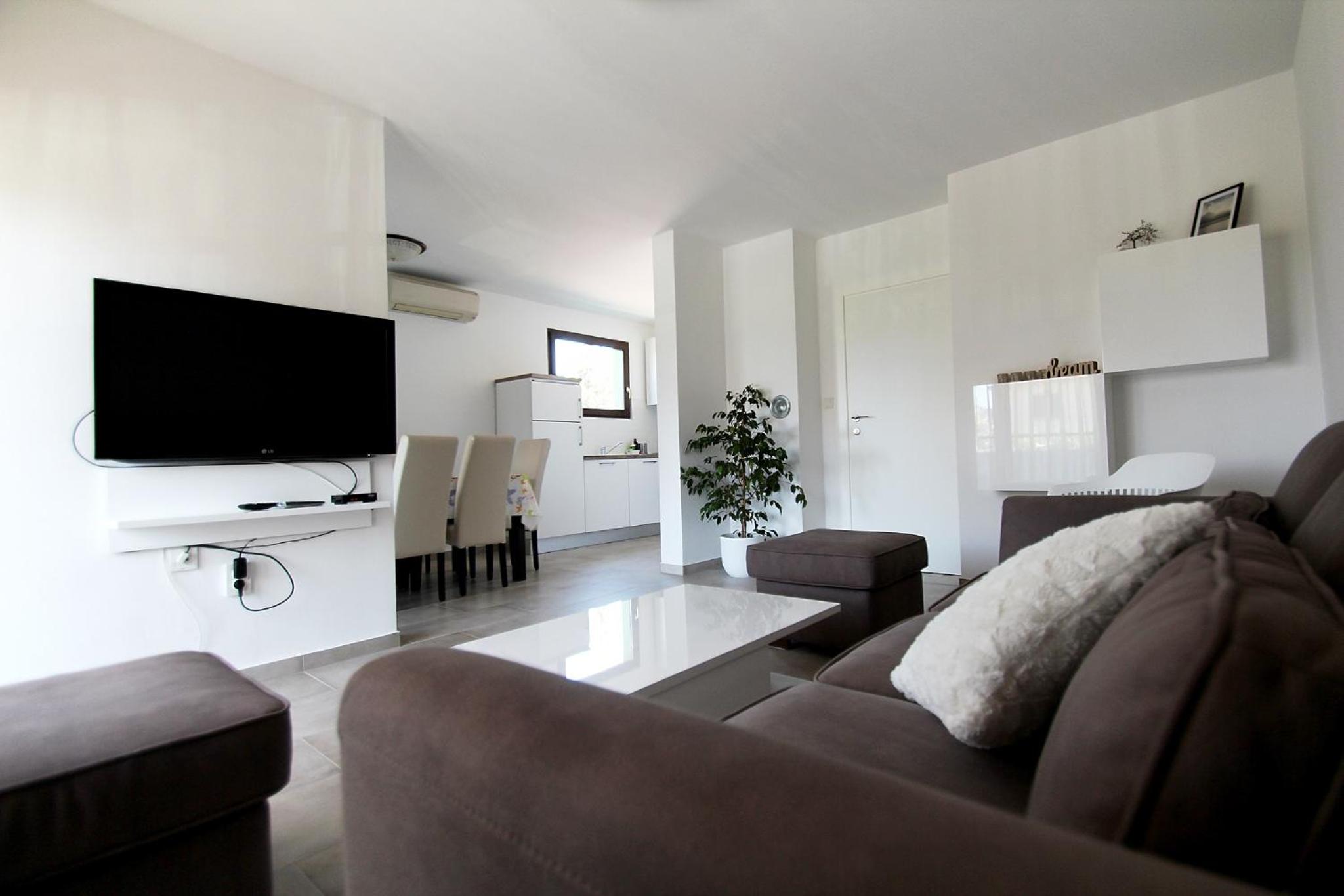 Apartment with Terrace