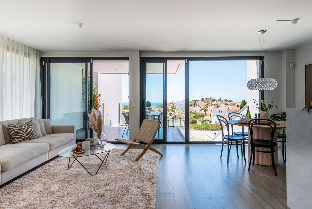 Three-Bedroom Villa photo 2