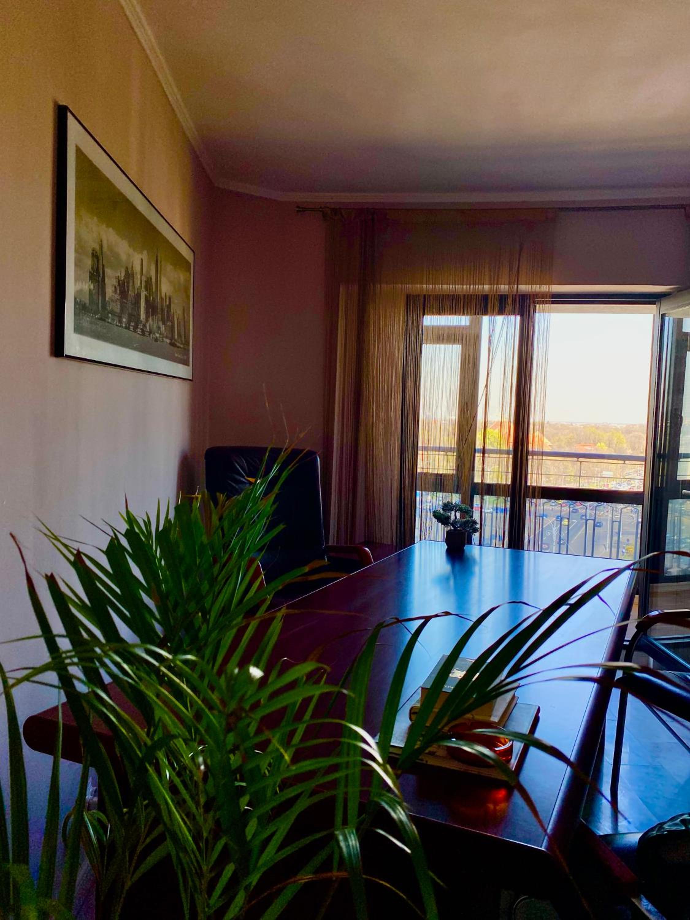 One-Bedroom Apartment - Photo 11