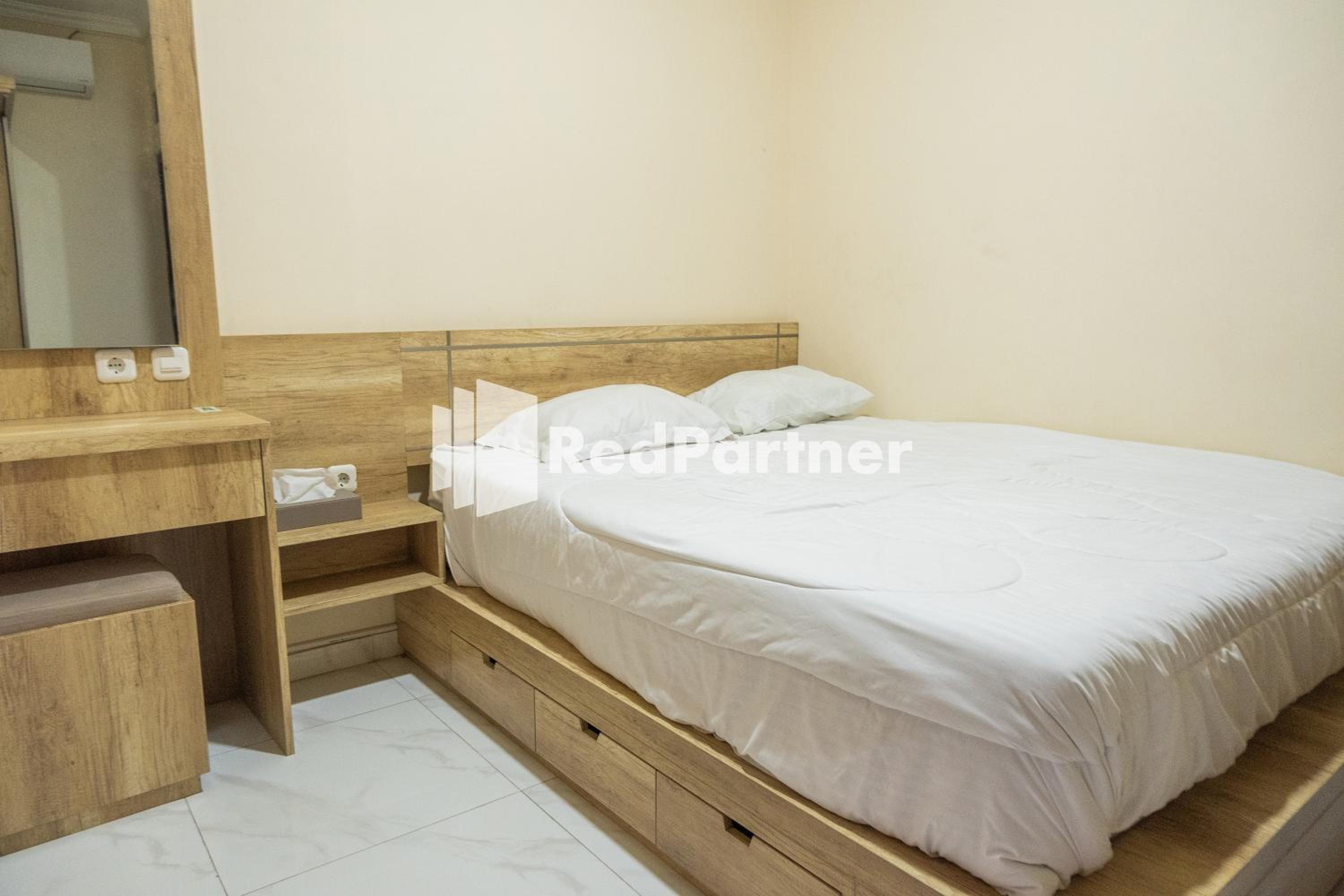 Economy Double Room