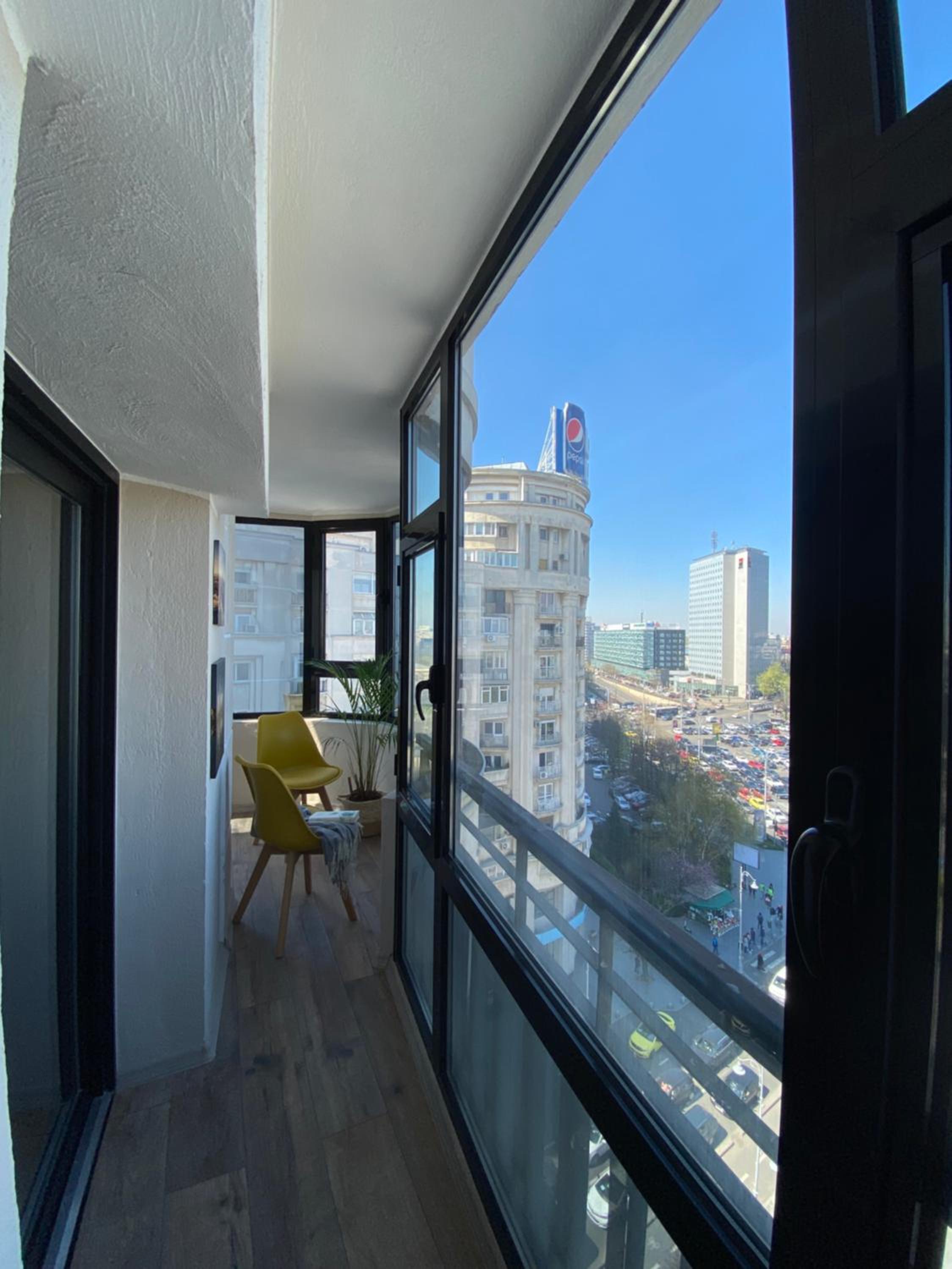 One-Bedroom Apartment - Photo 12