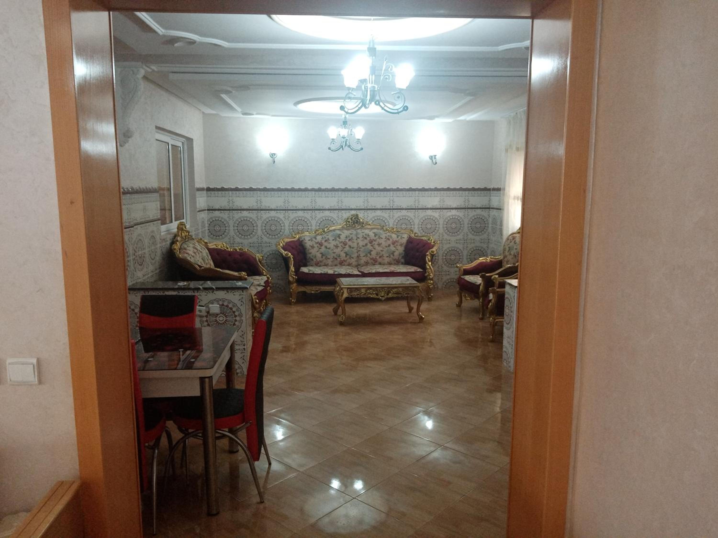 Two-Bedroom Apartment - Photo 2