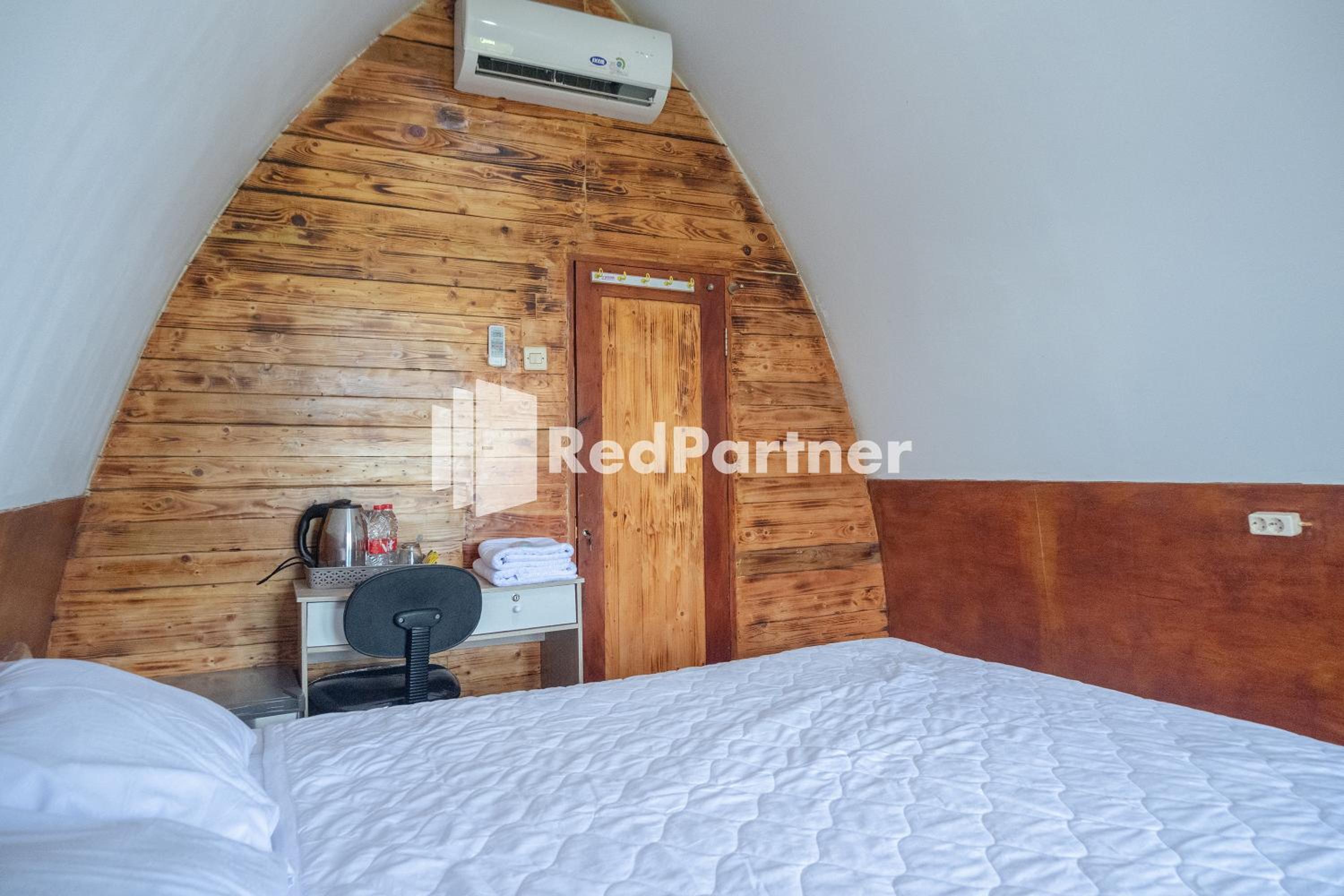 Economy Double Room photo 1