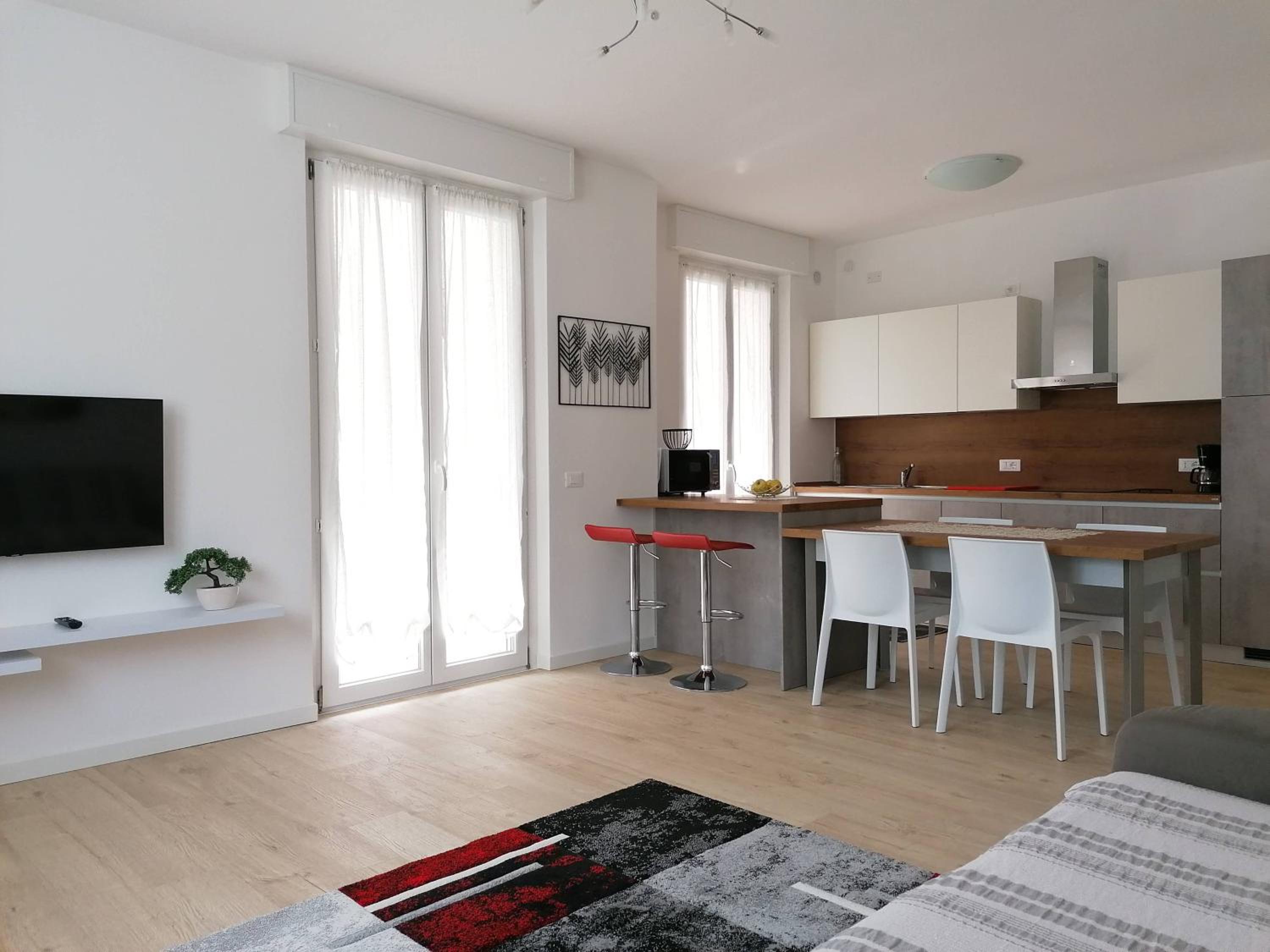 Three-Bedroom Apartment photo 1