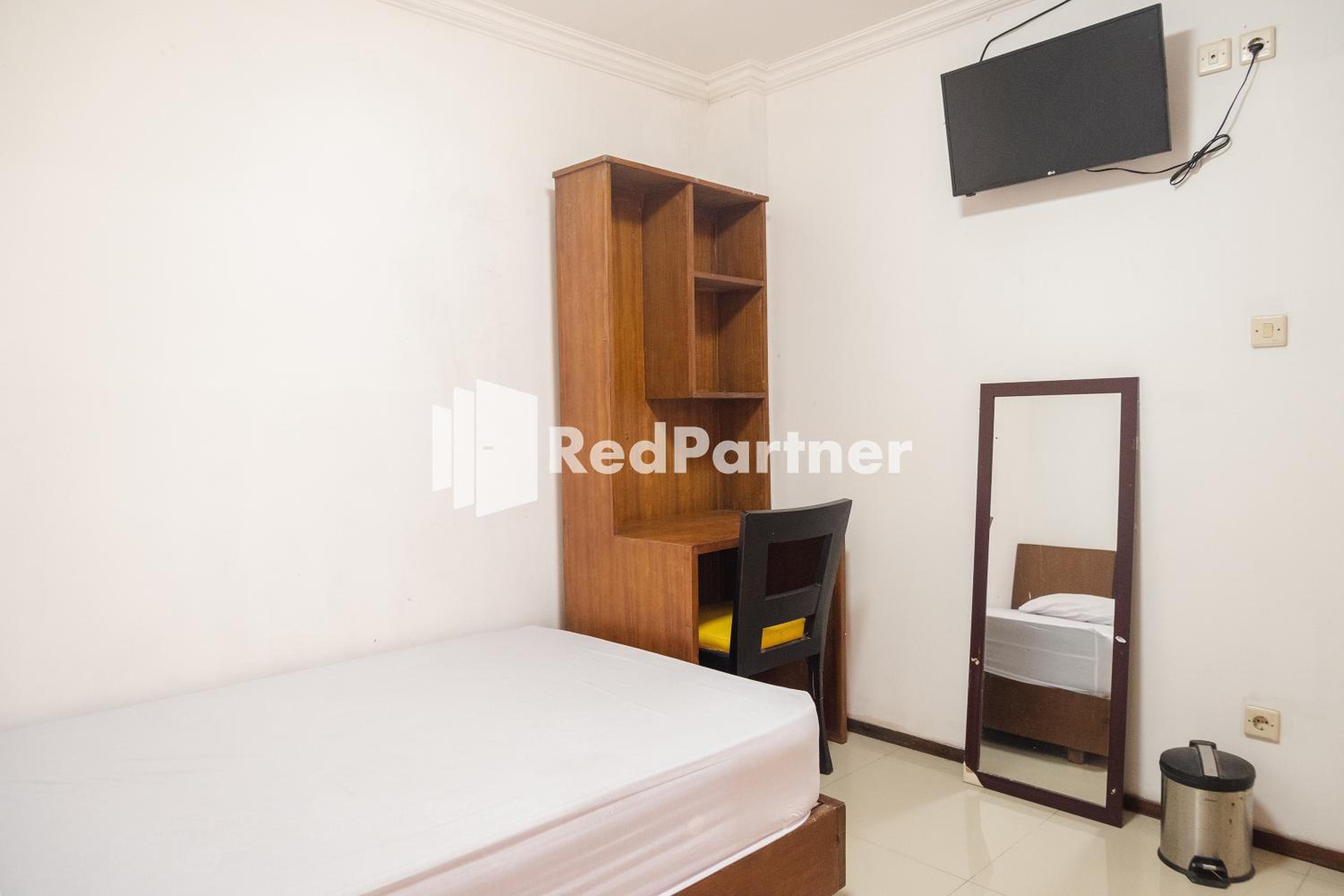 Single Room photo 2