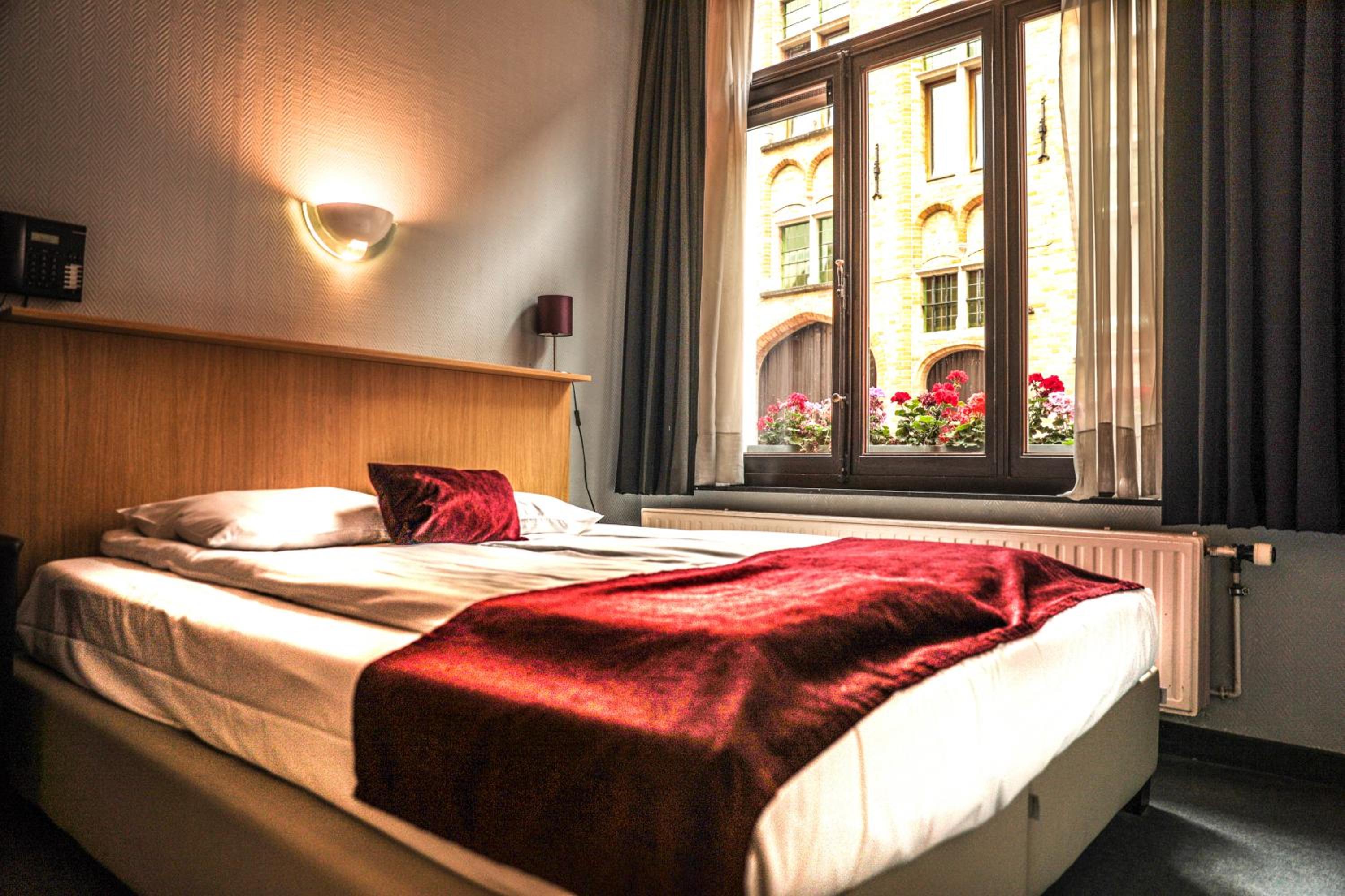 Economy Double Room - Photo 3