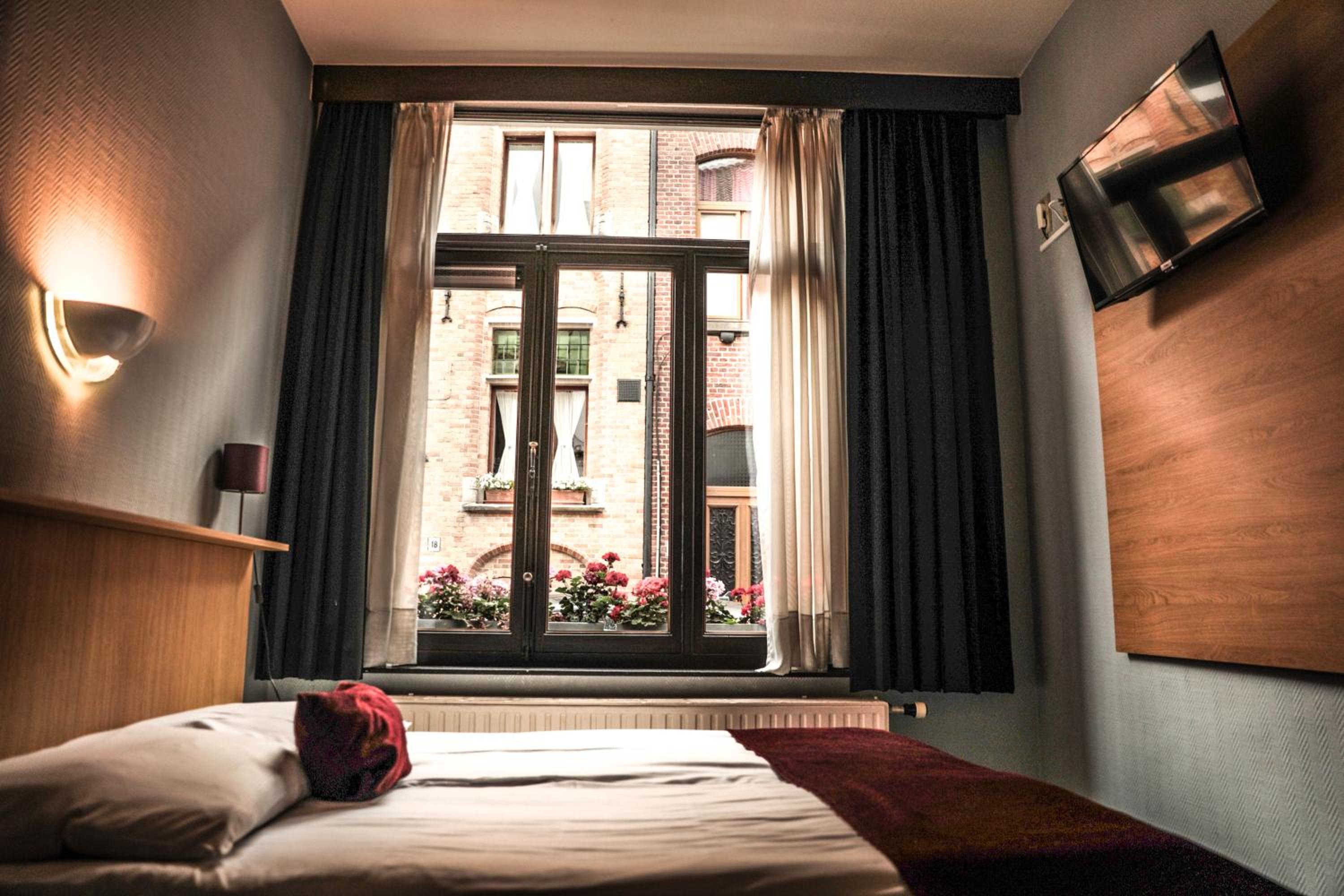 Economy Double Room - Photo 1