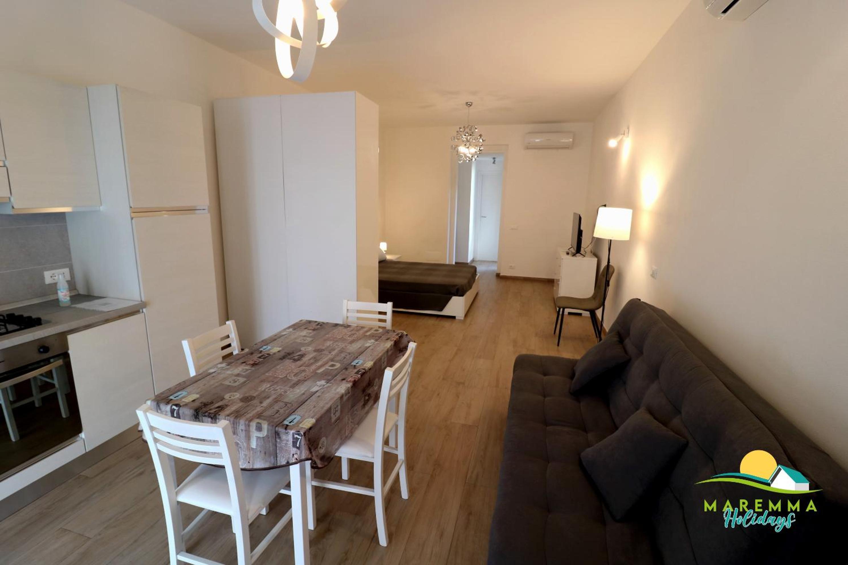 One-Bedroom Apartment photo 1