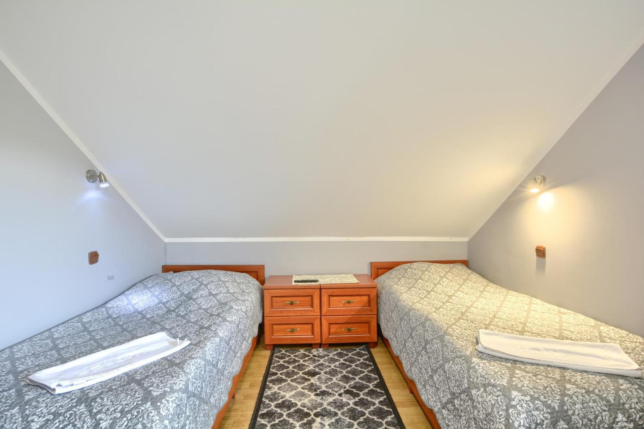 Quadruple Room with Mountain View - Photo 5