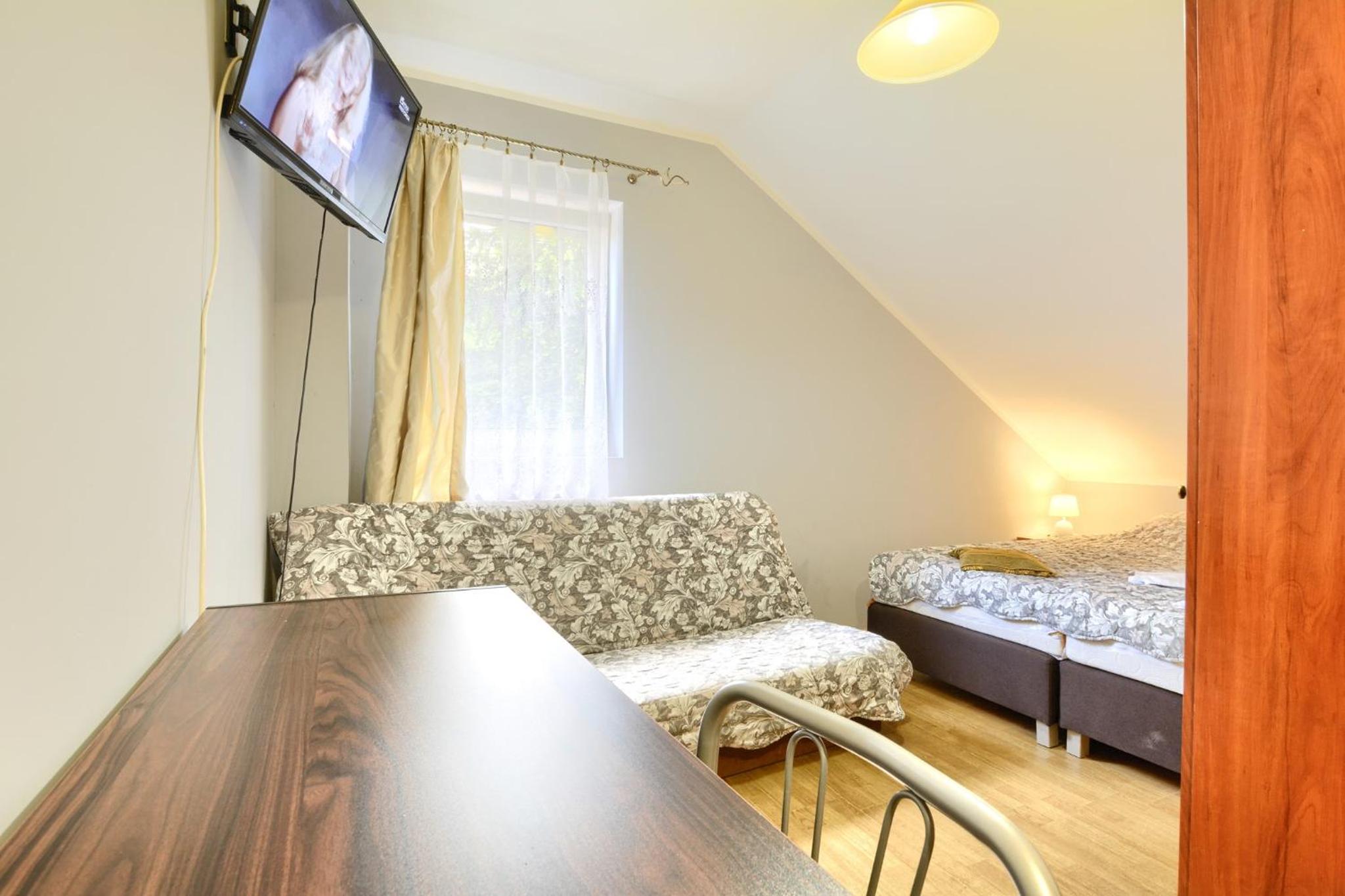 Quadruple Room with Mountain View - Photo 4