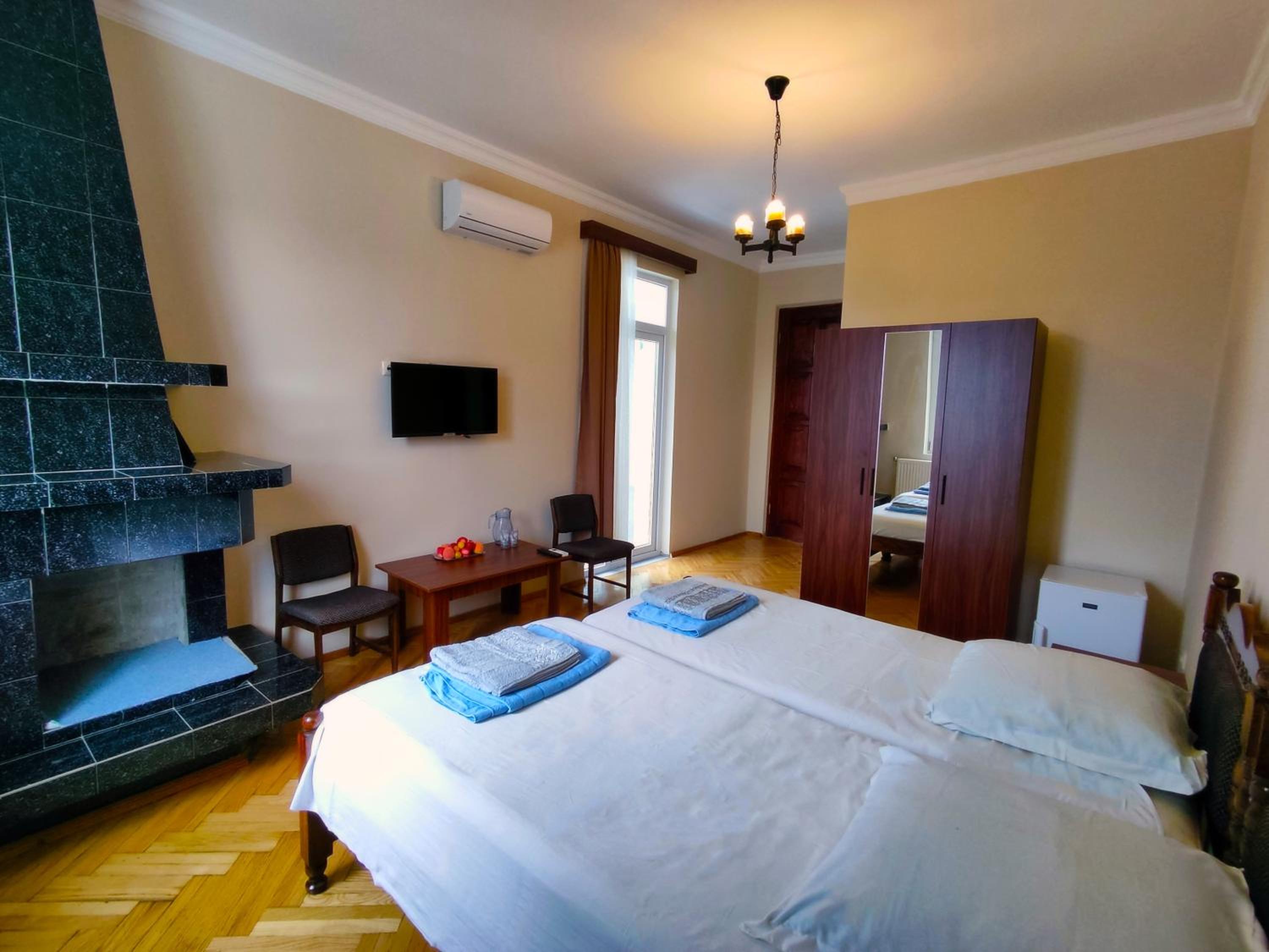 Twin Room with Balcony photo 1