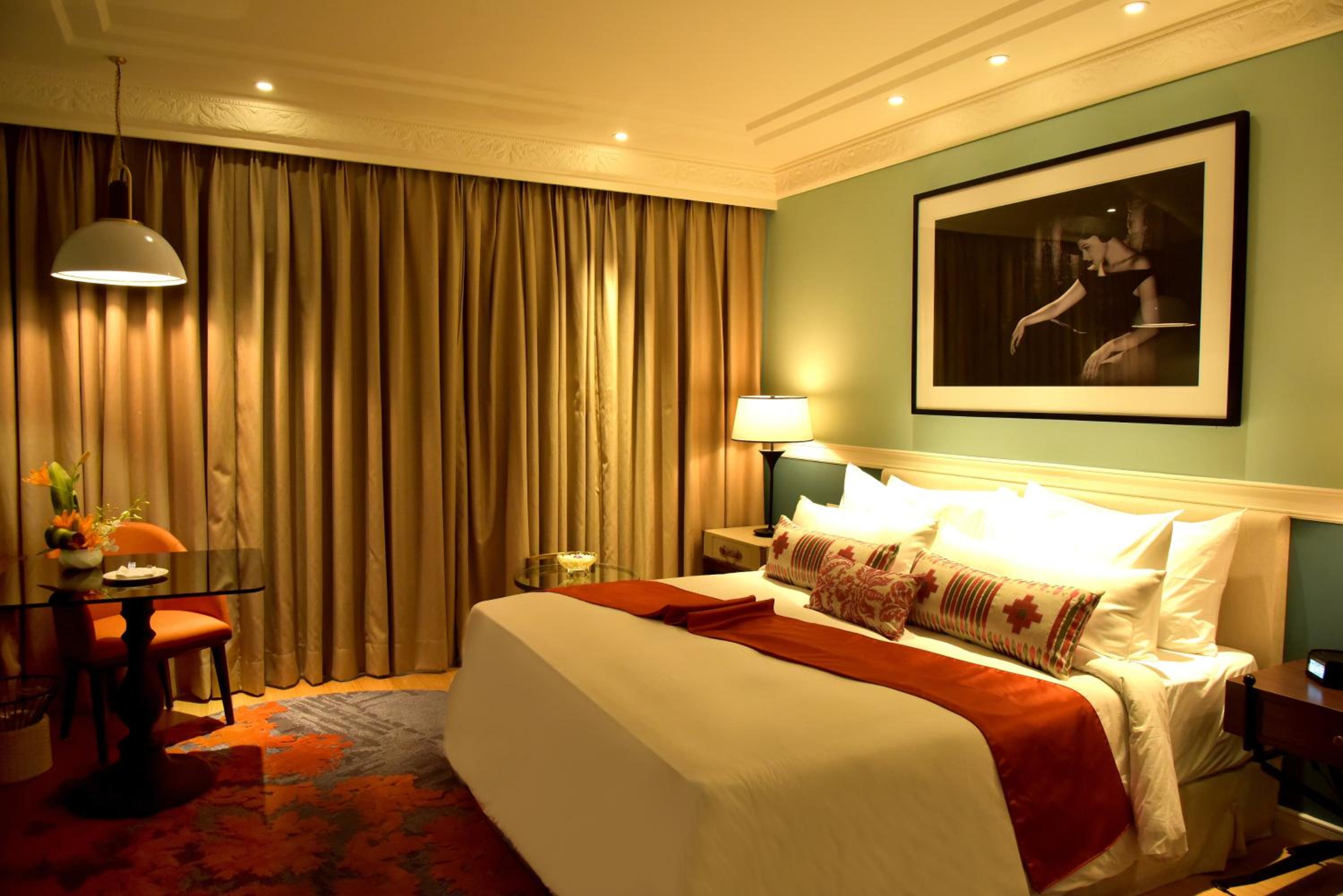 Deluxe Double or Twin Room