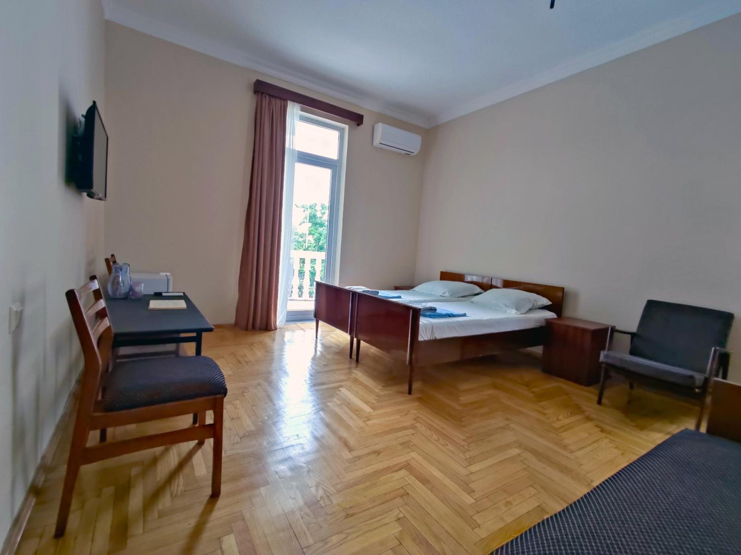 Twin Room with Balcony photo 1