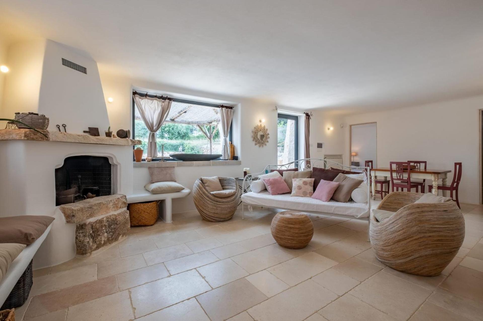 Six-Bedroom Villa 