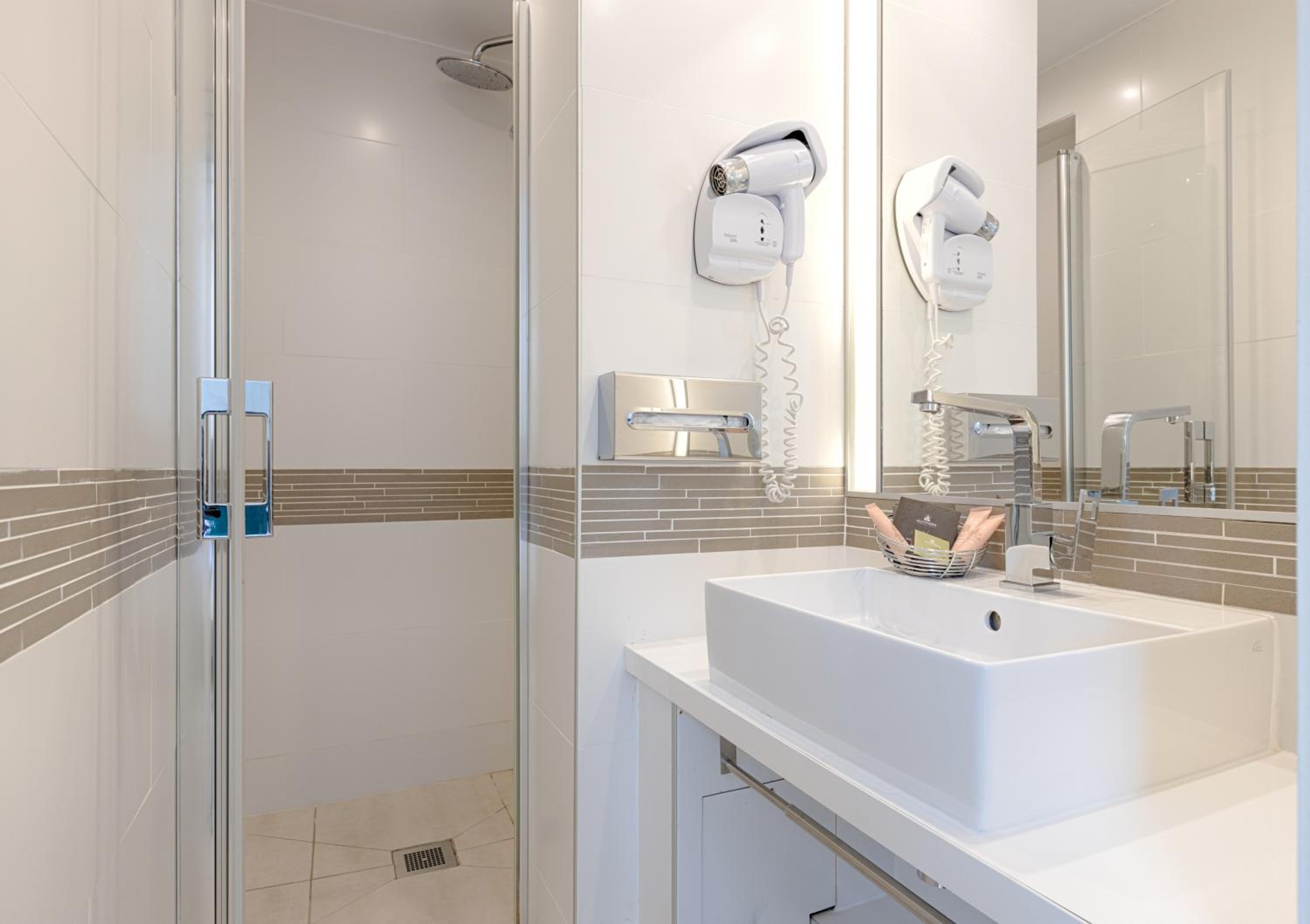 Superior Twin Room photo 2