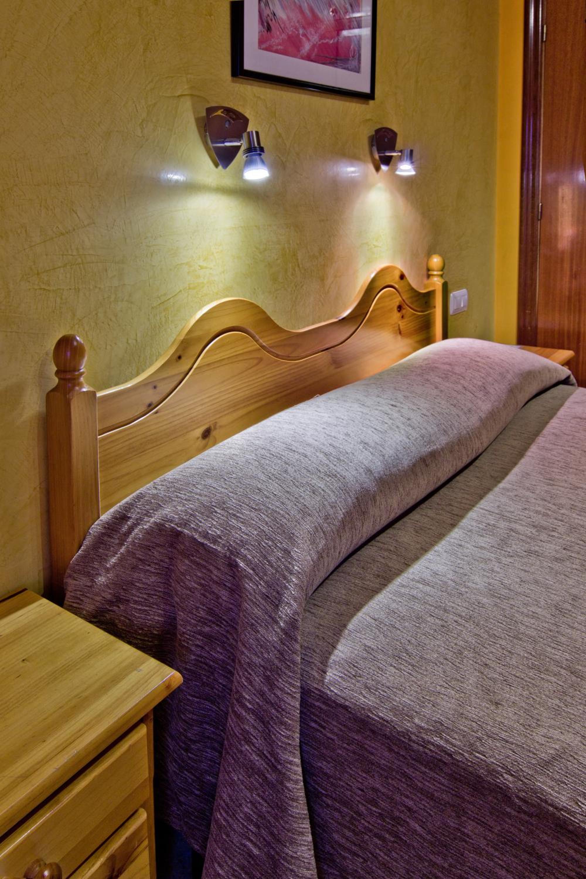 Economy Double Room photo 2