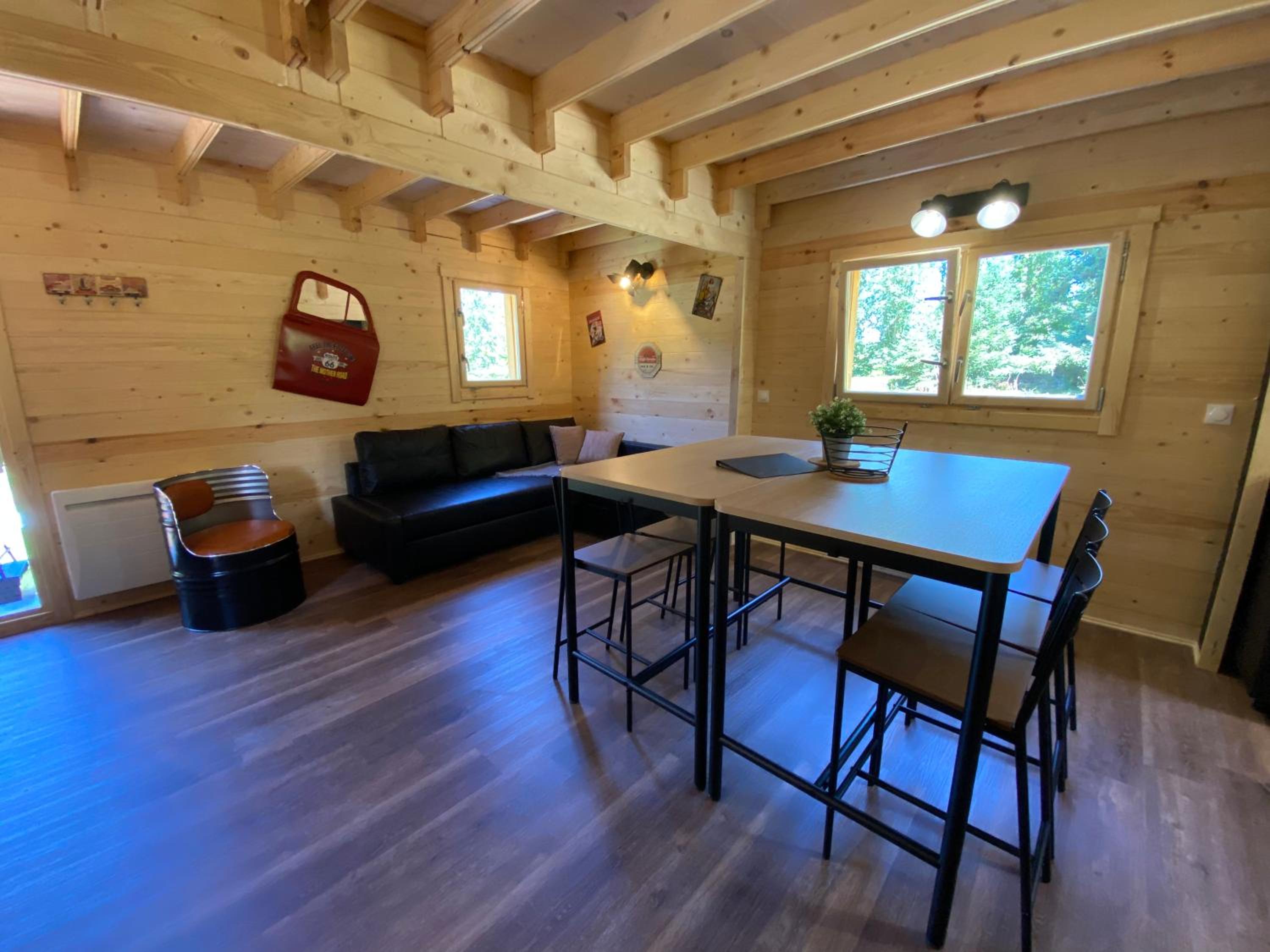 Holiday Home - Photo 3
