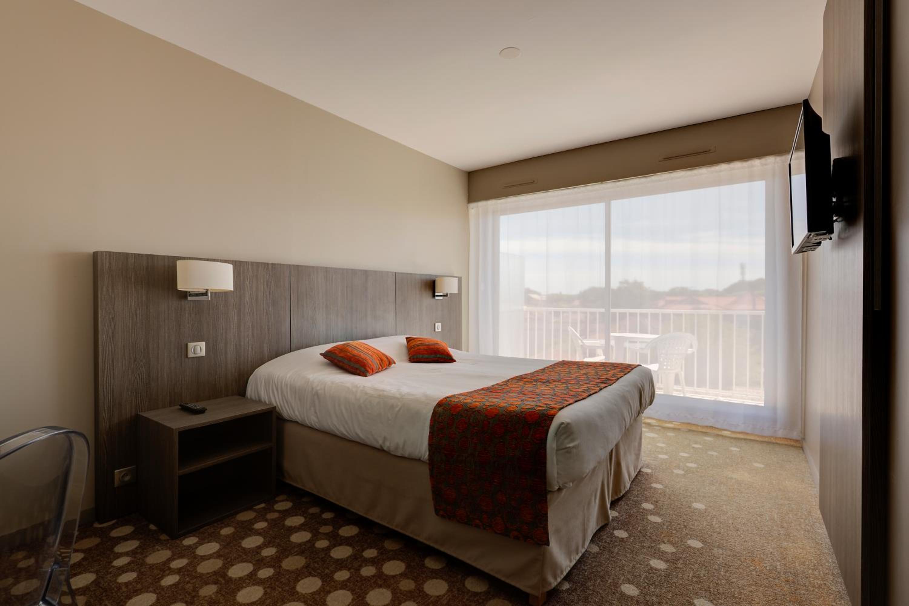 Superior Double Room - Photo 2