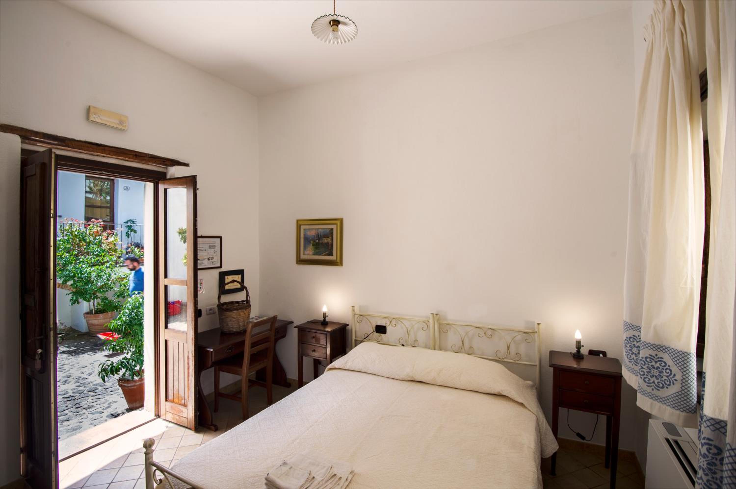 Double or Twin Room - Disability Access photo 3