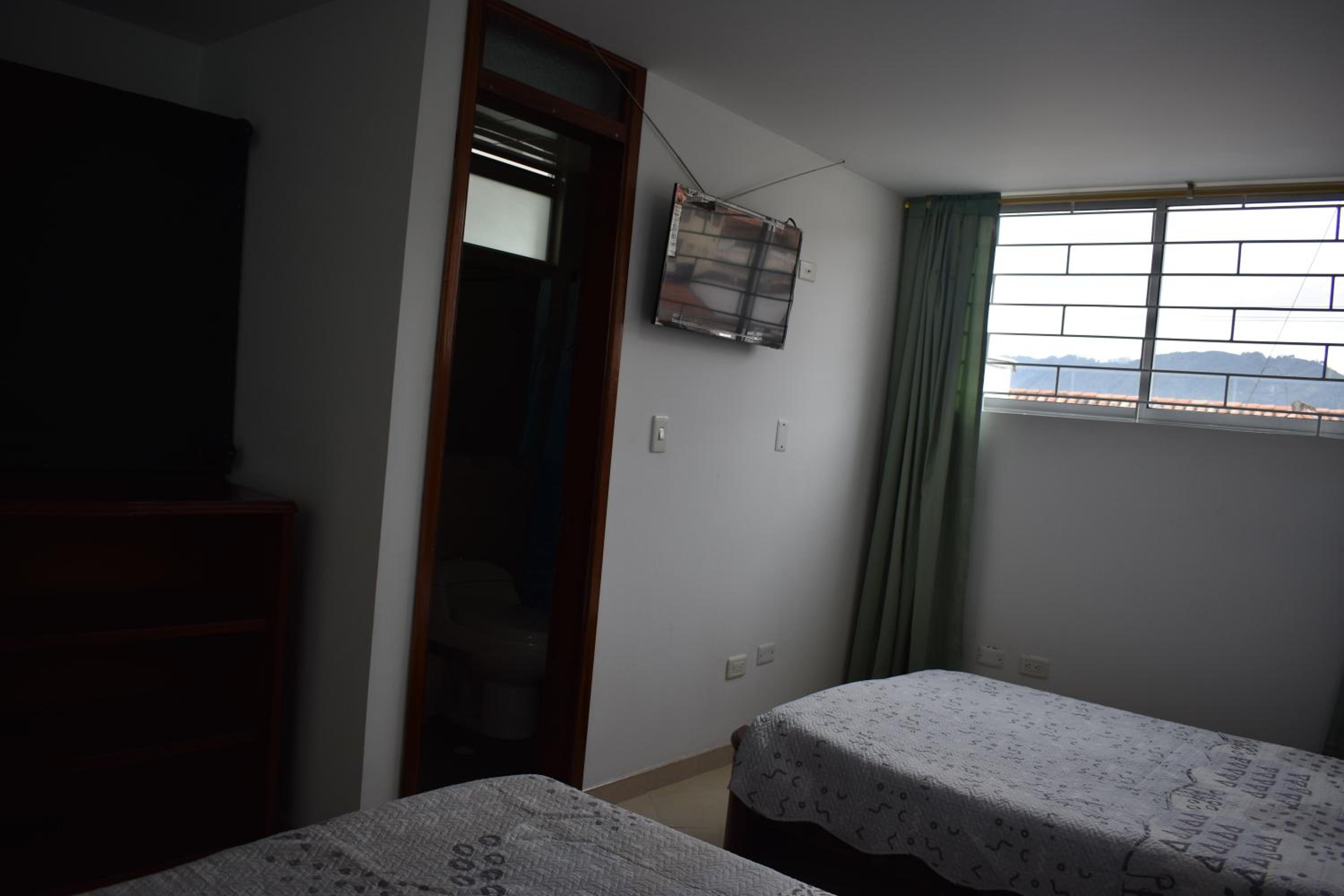 Deluxe Twin Room photo 2