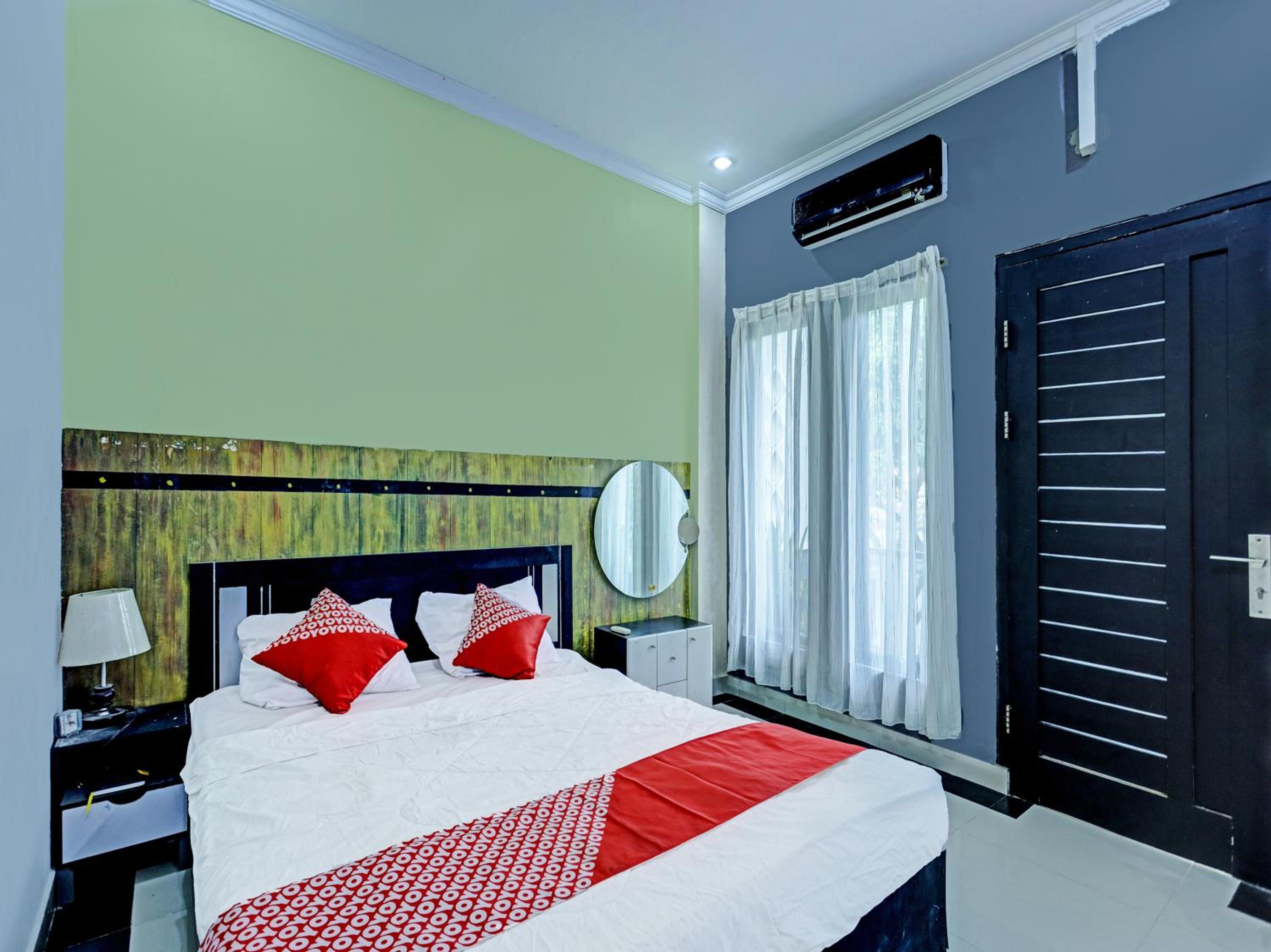 Standard King Room