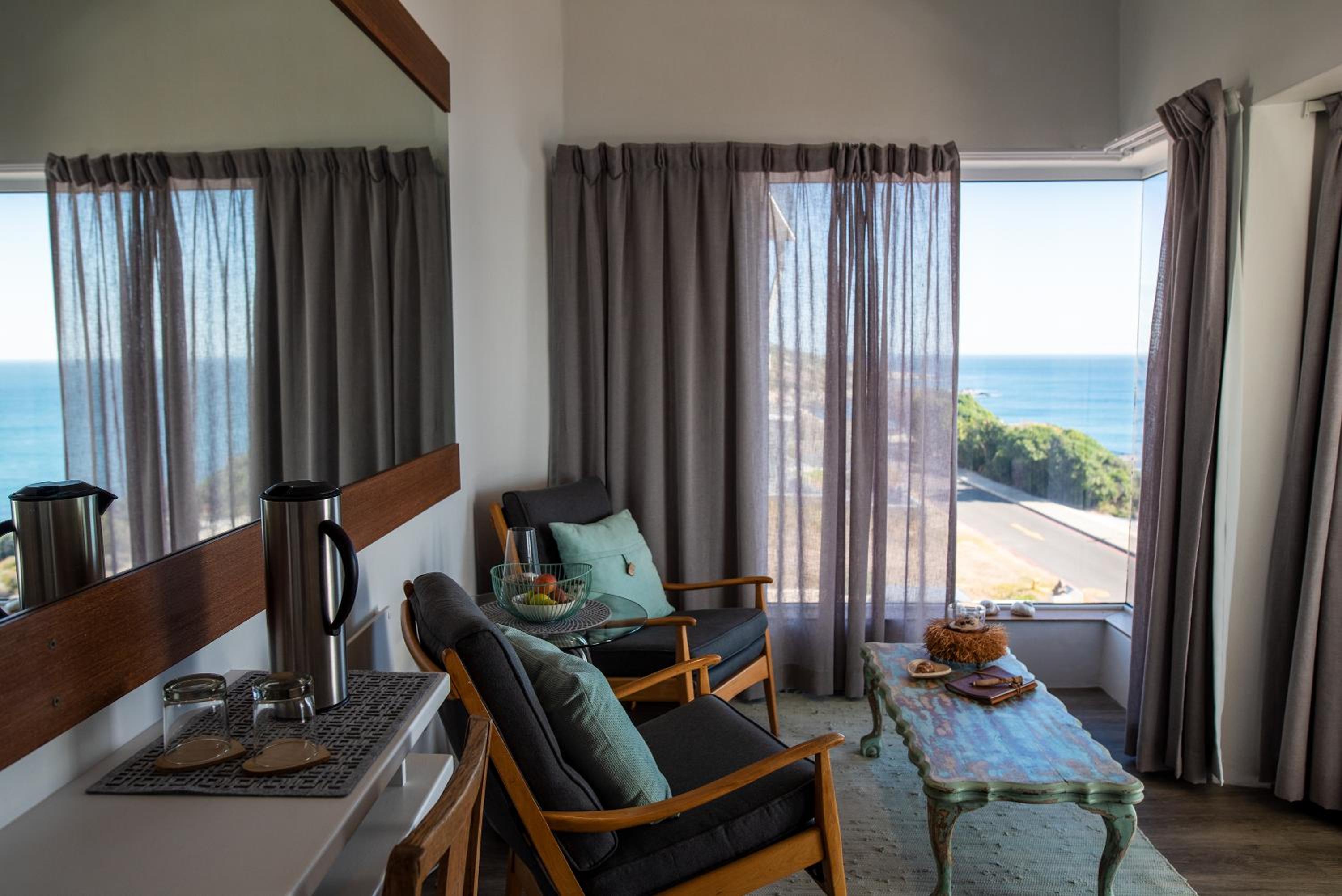 Suite with Sea View - Photo 6