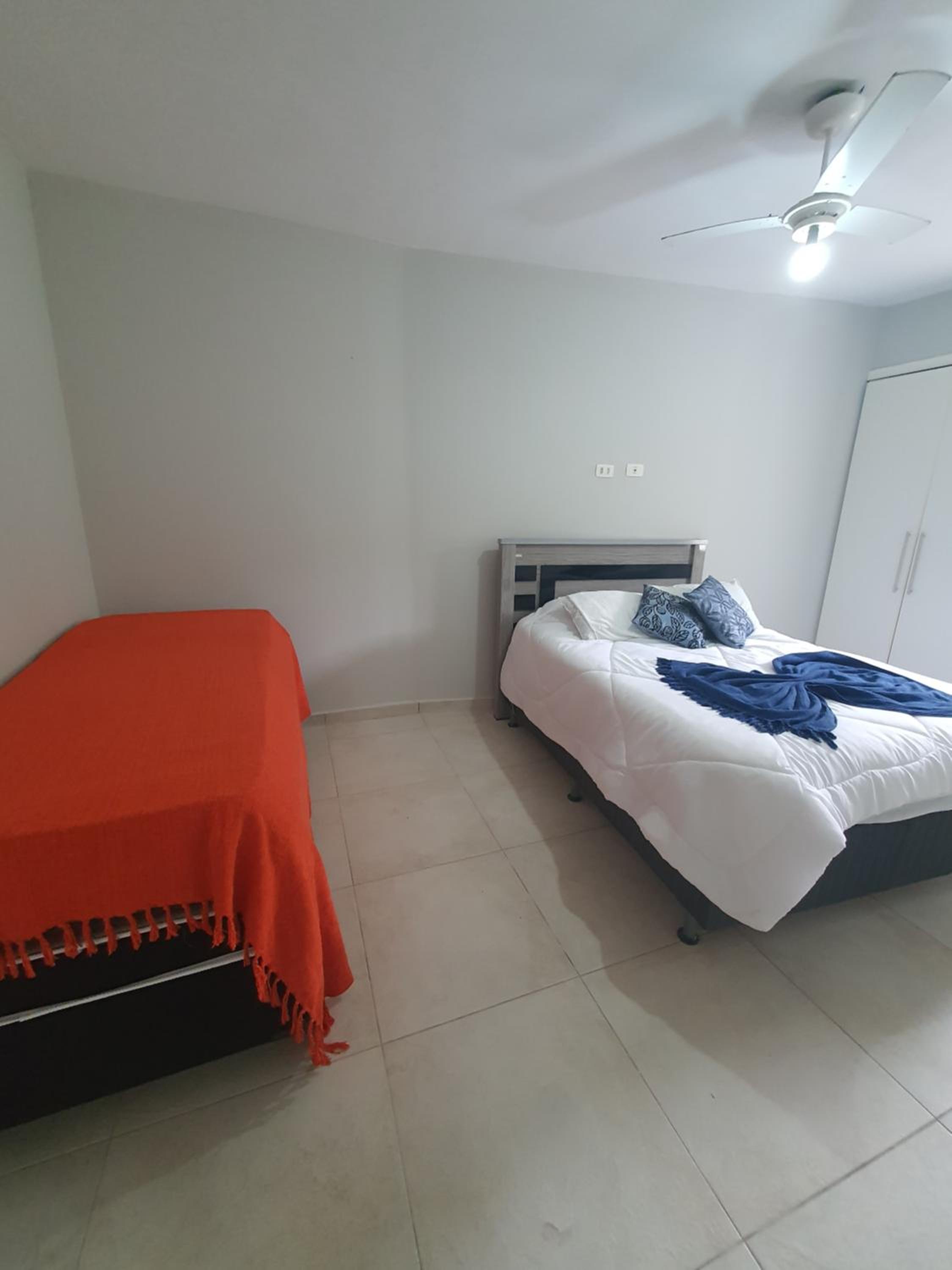 Apartment with Balcony - Photo 20