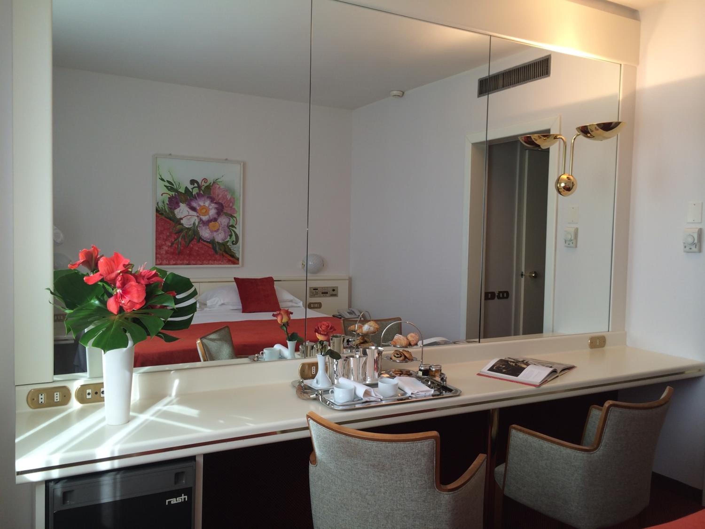 Superior Double or Twin Room - Photo 2