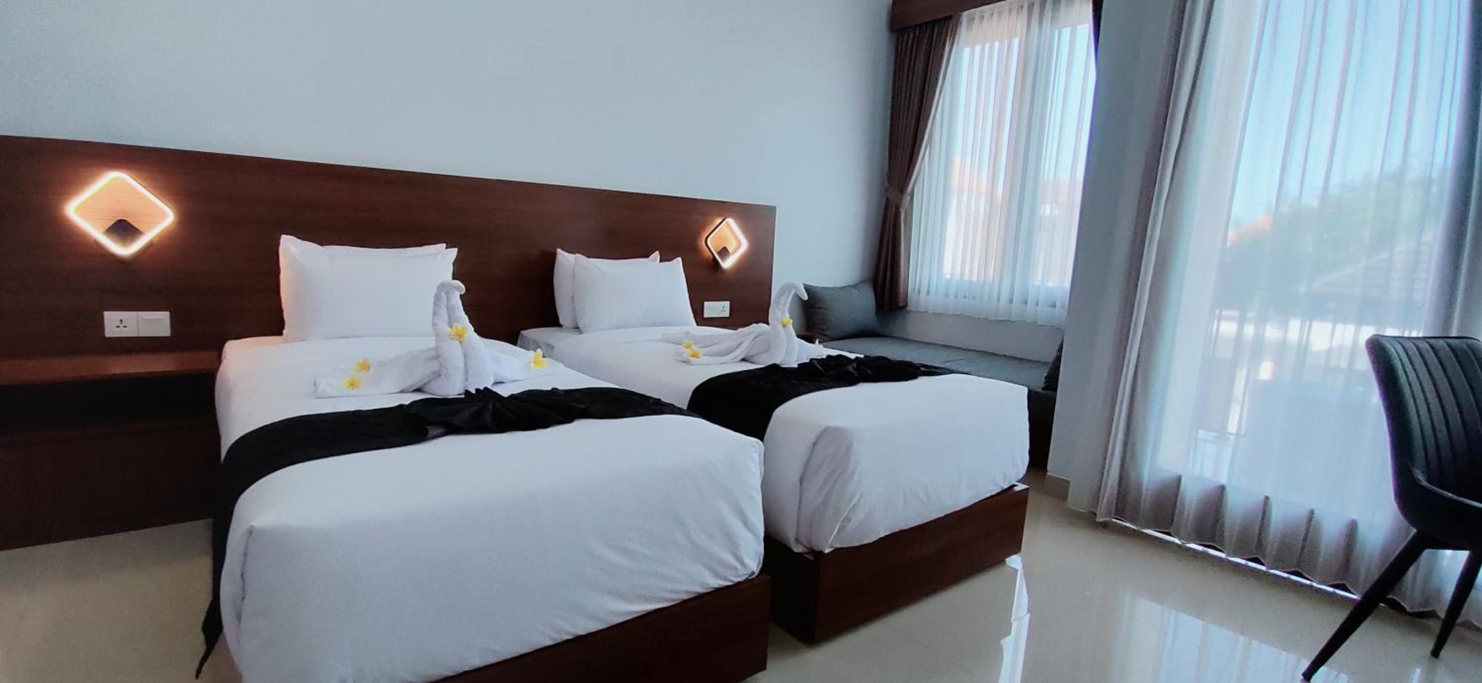Deluxe Double or Twin Room photo 2