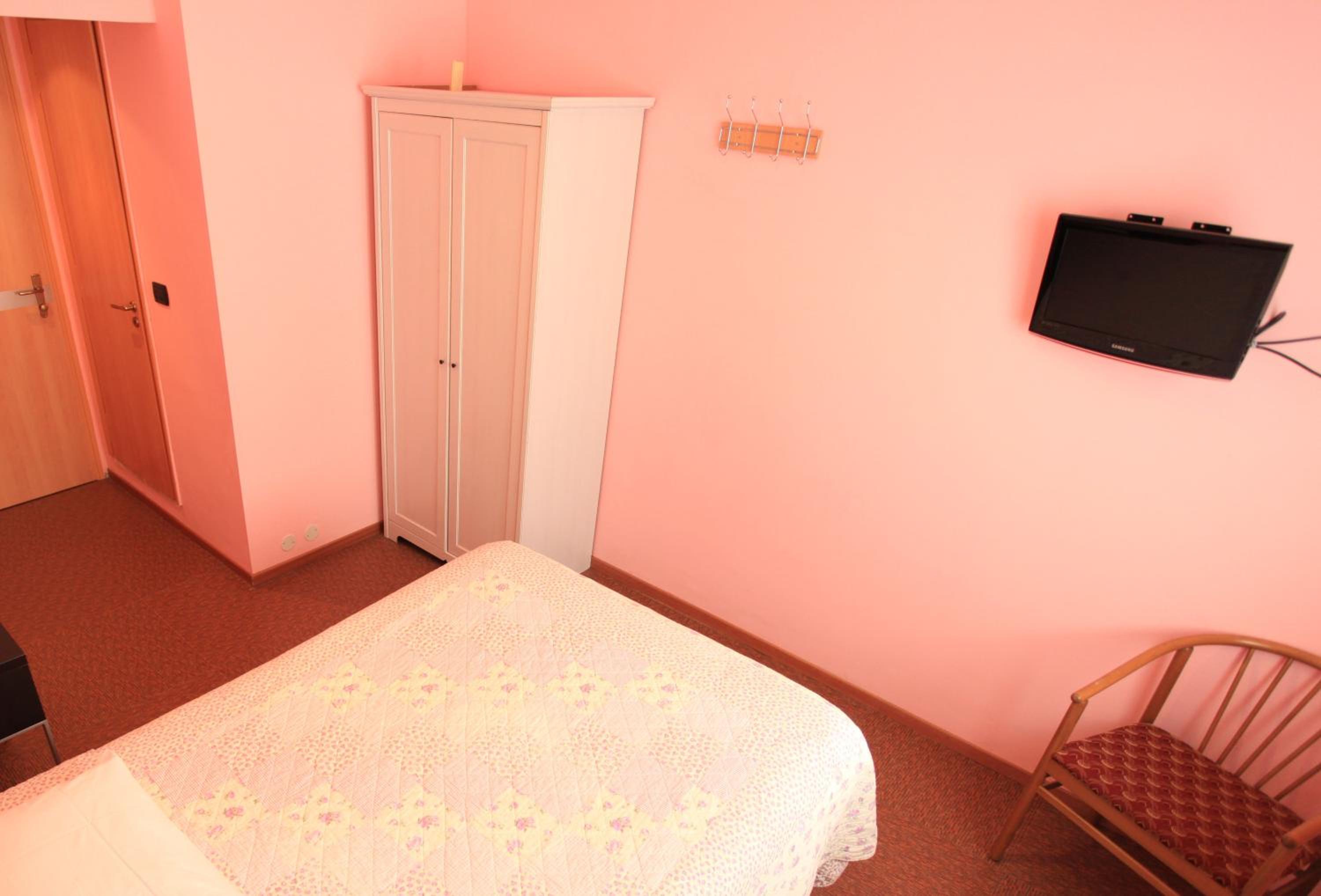 Single Room photo 3