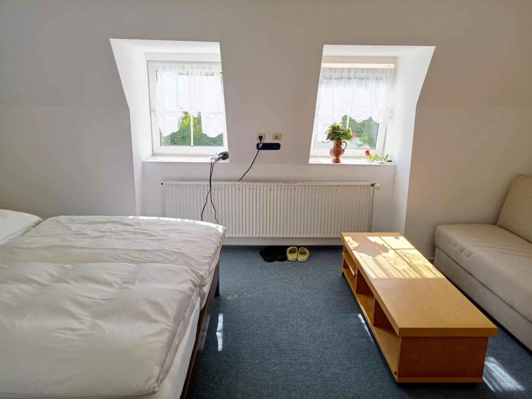 Double Room with Shared Toilet photo 1
