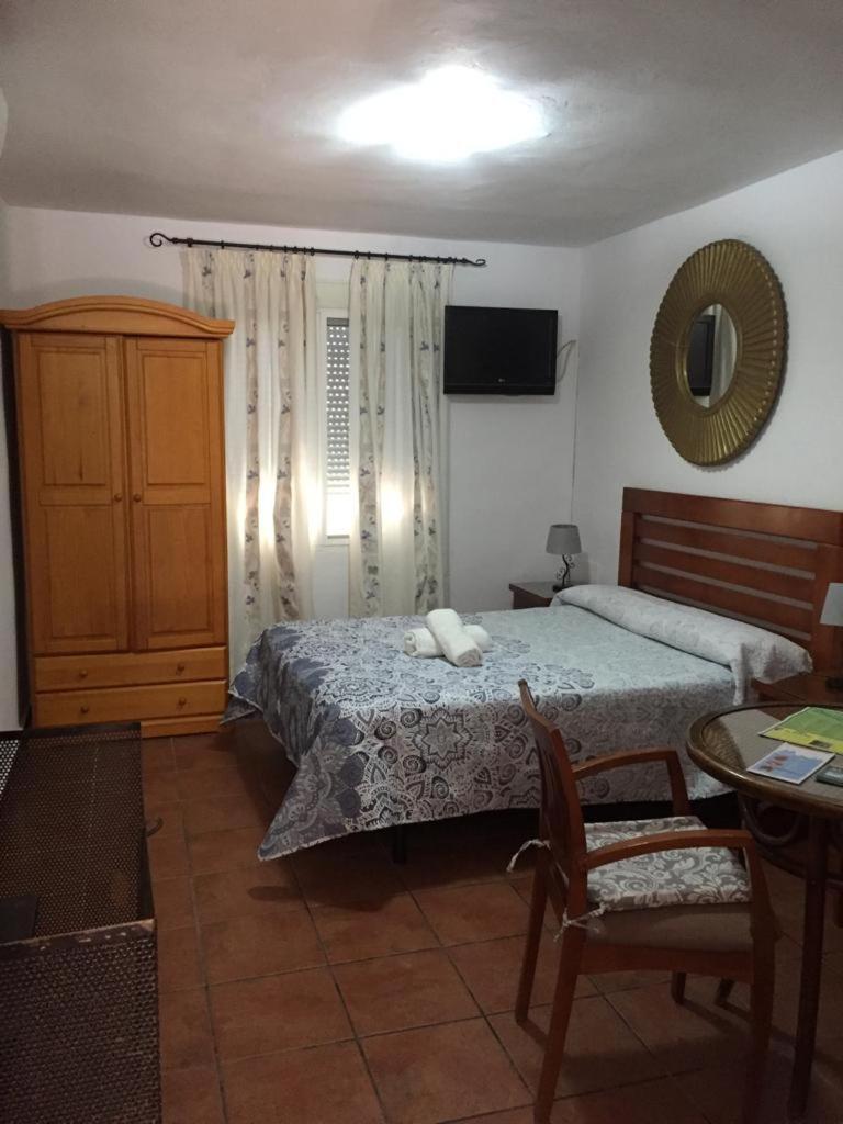 Estudio La Laguna (2 Adults + 1 Child) - Photo 6
