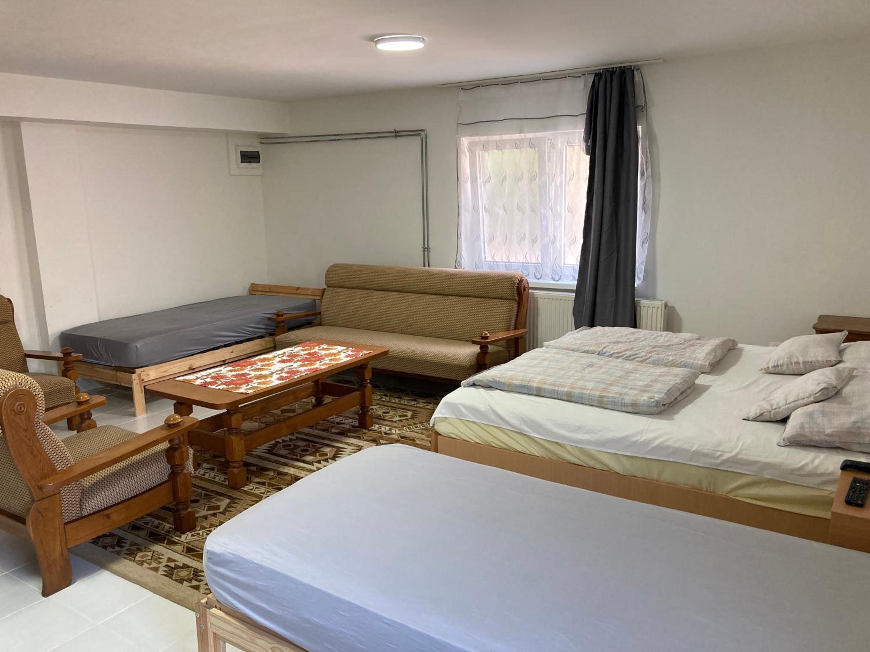 Quadruple Room with Bathroom photo 3