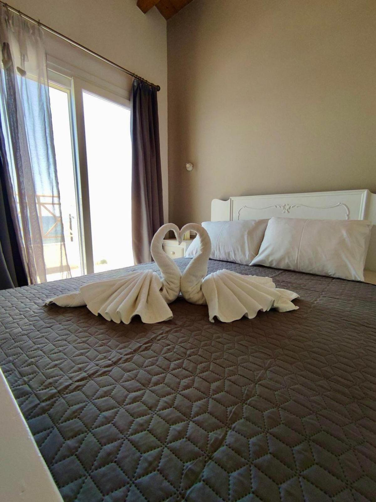 Deluxe Double or Twin Room with Sea View