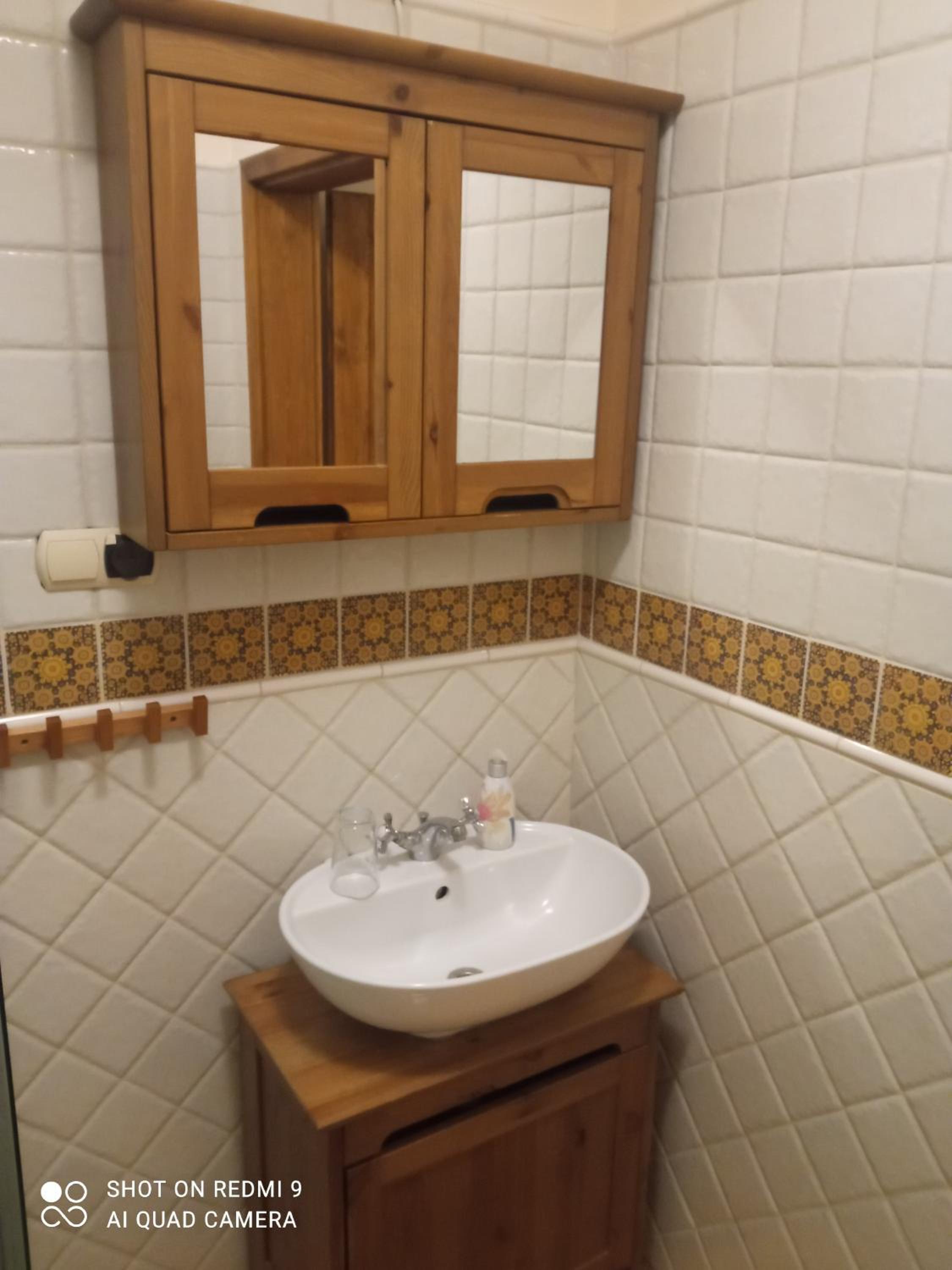 Double Room - Photo 22