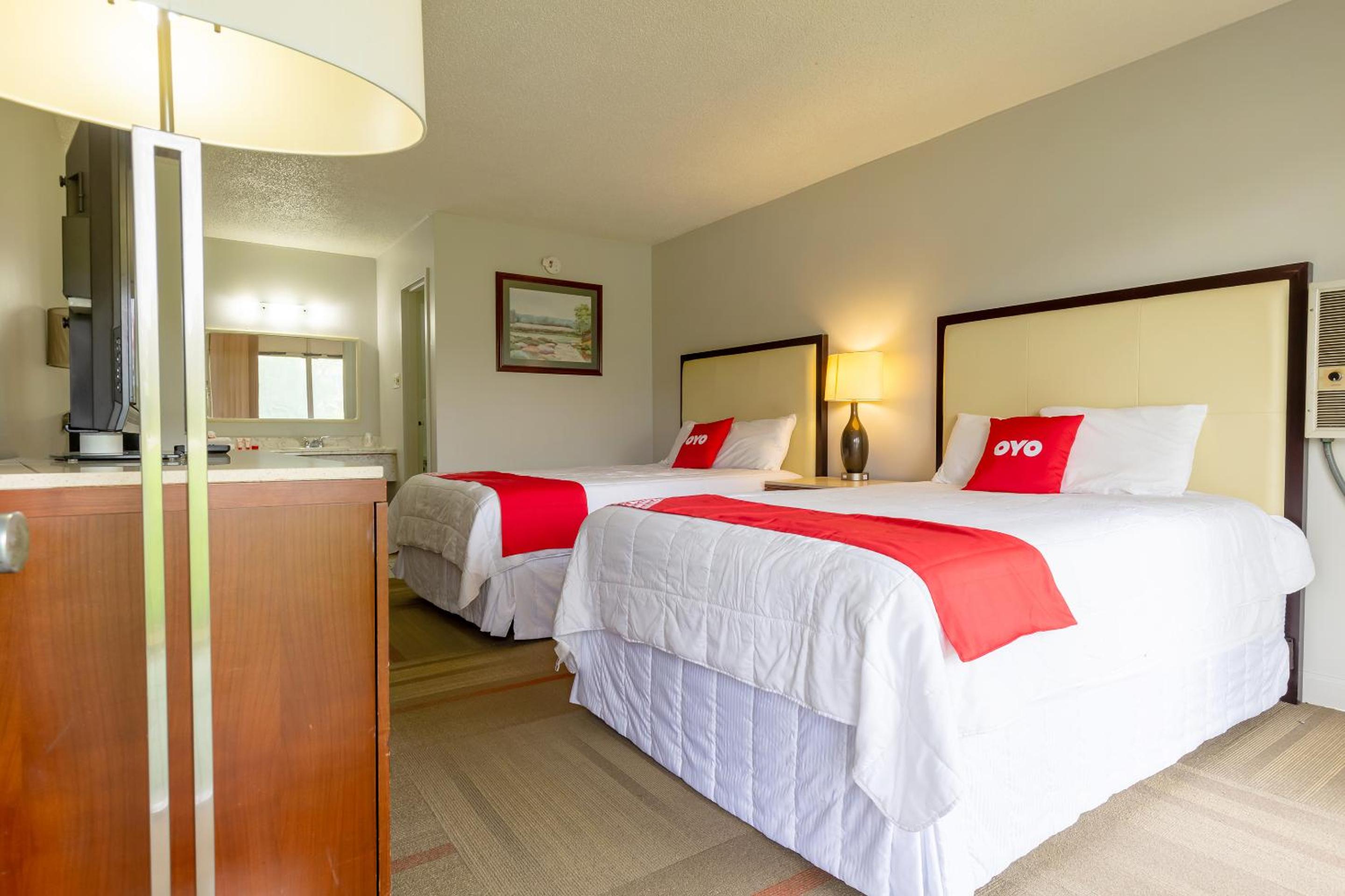 Standard Double Room With Two Double Beds - Photo 5