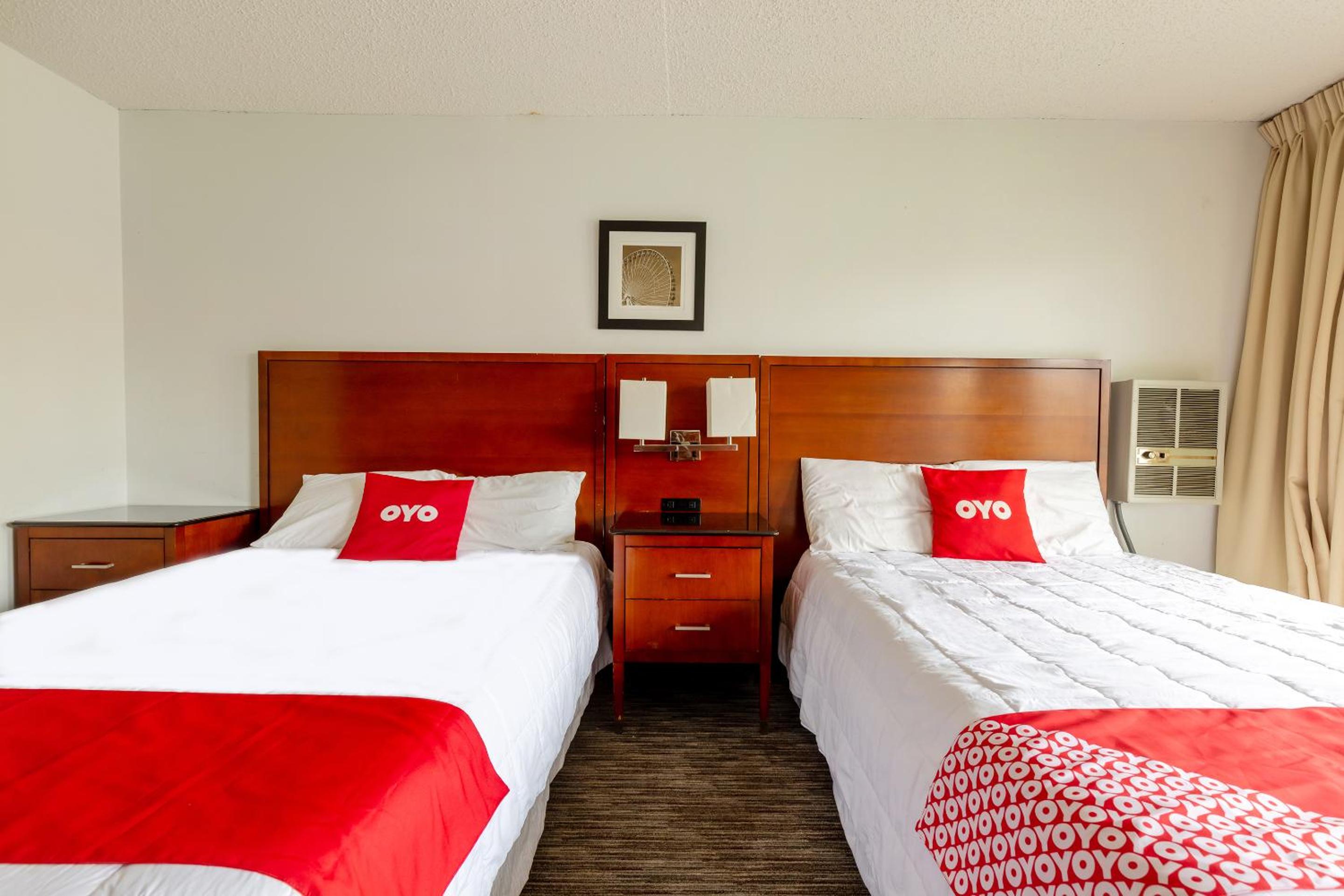 Double Room with Two Double Beds Smoking - Photo 5
