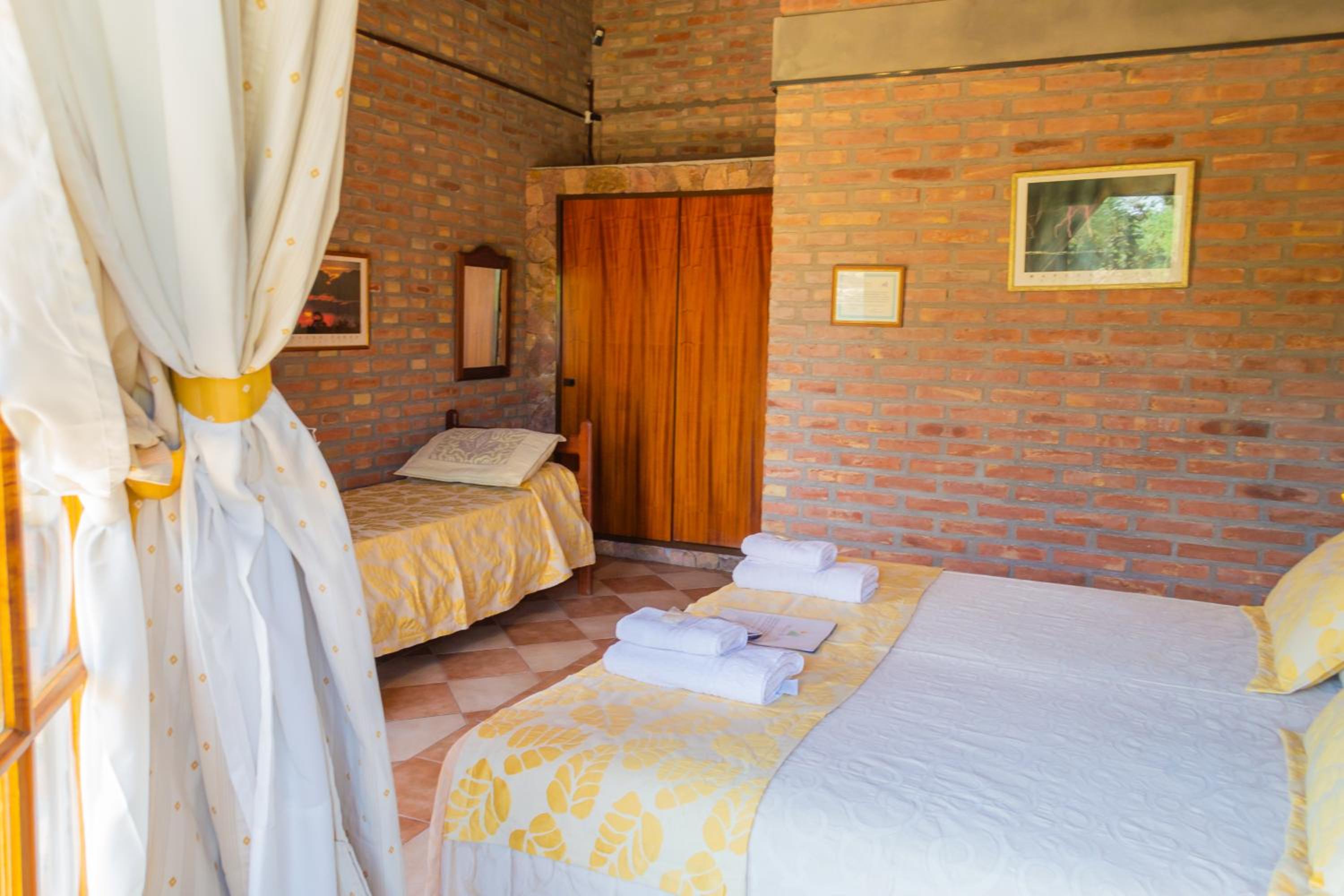Studio with Spa Bath