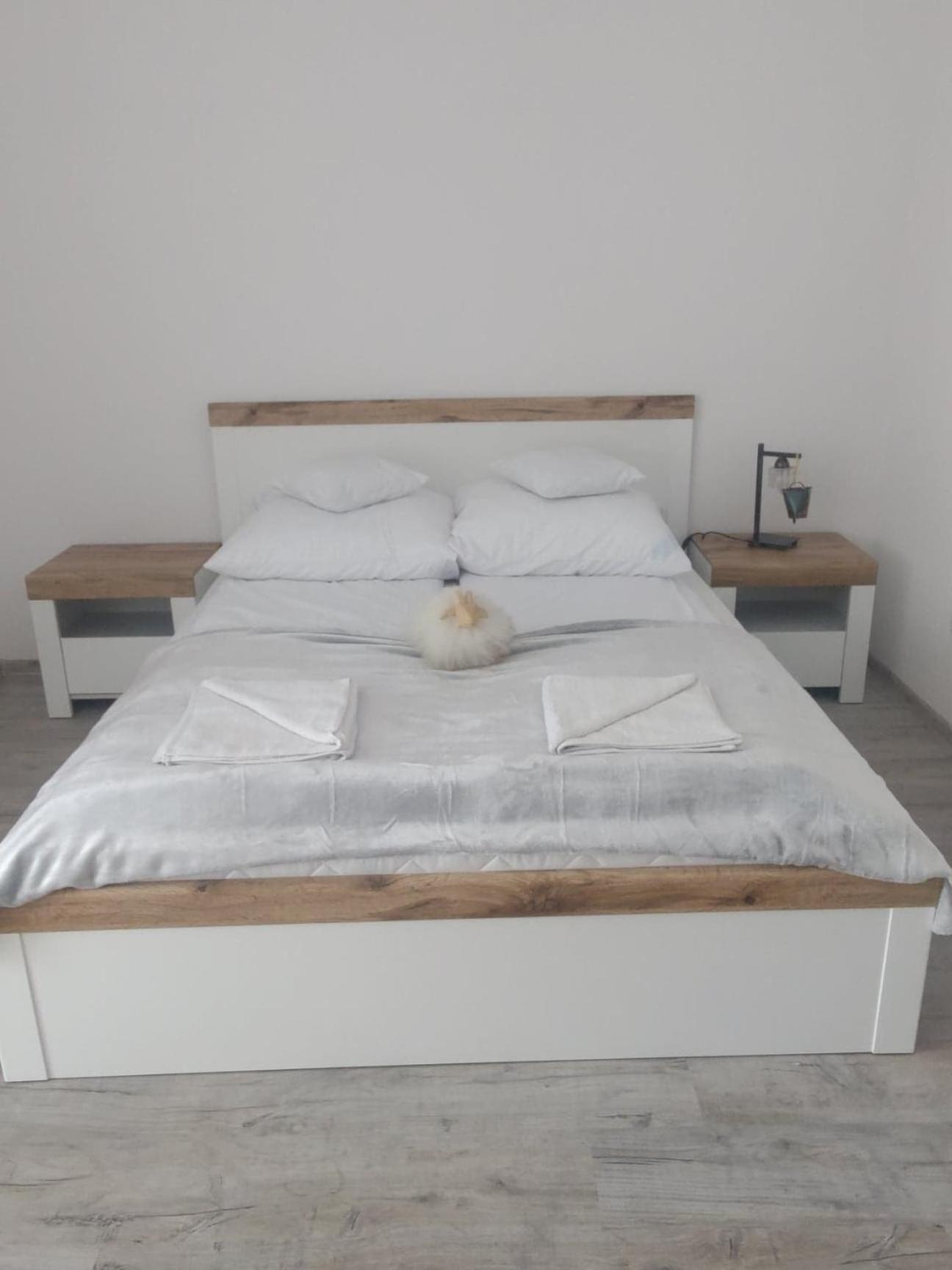 Double Room with Balcony (2 Adults + 1 Child) - Photo 1