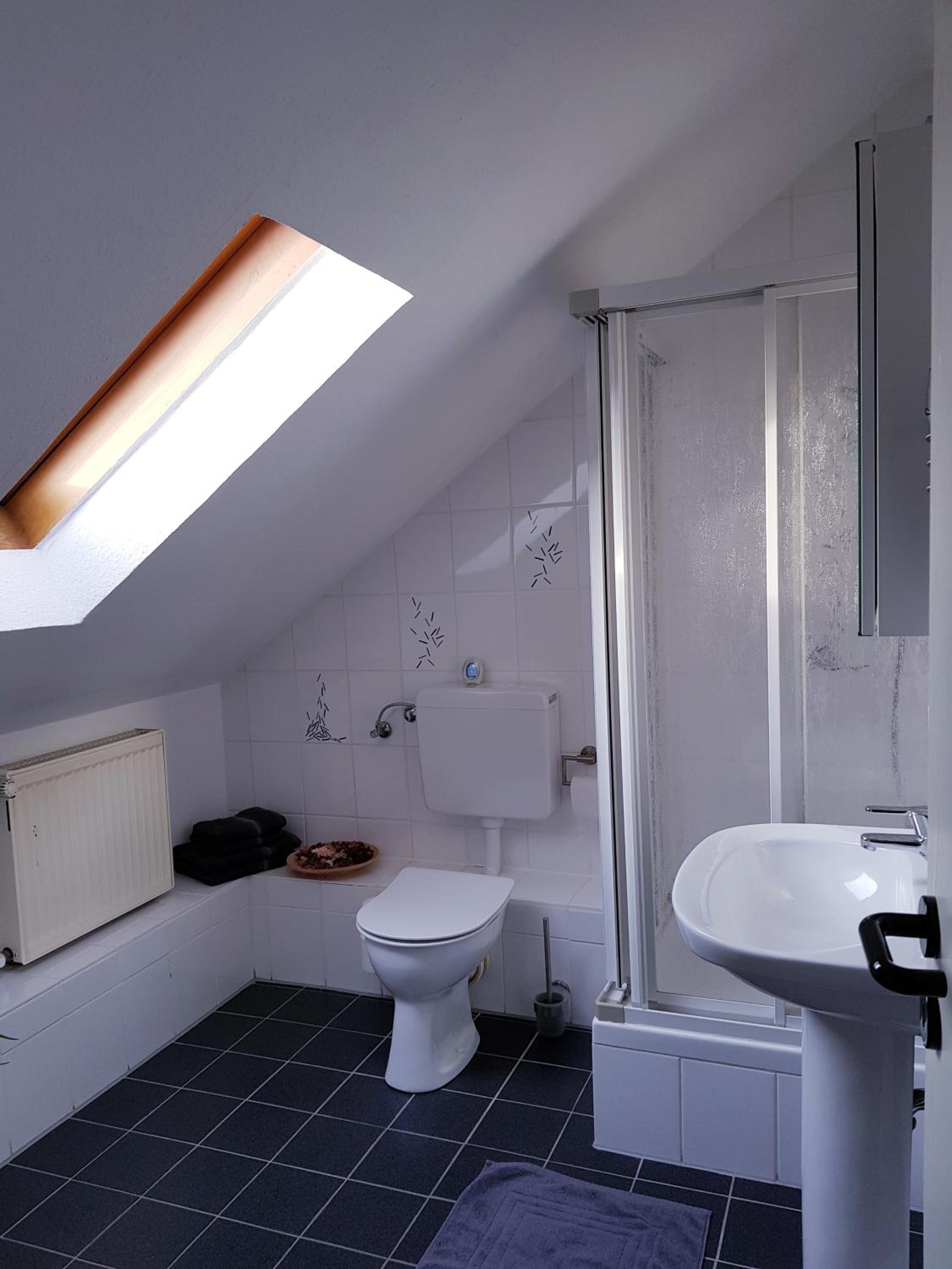 One-Bedroom Apartment - Photo 7