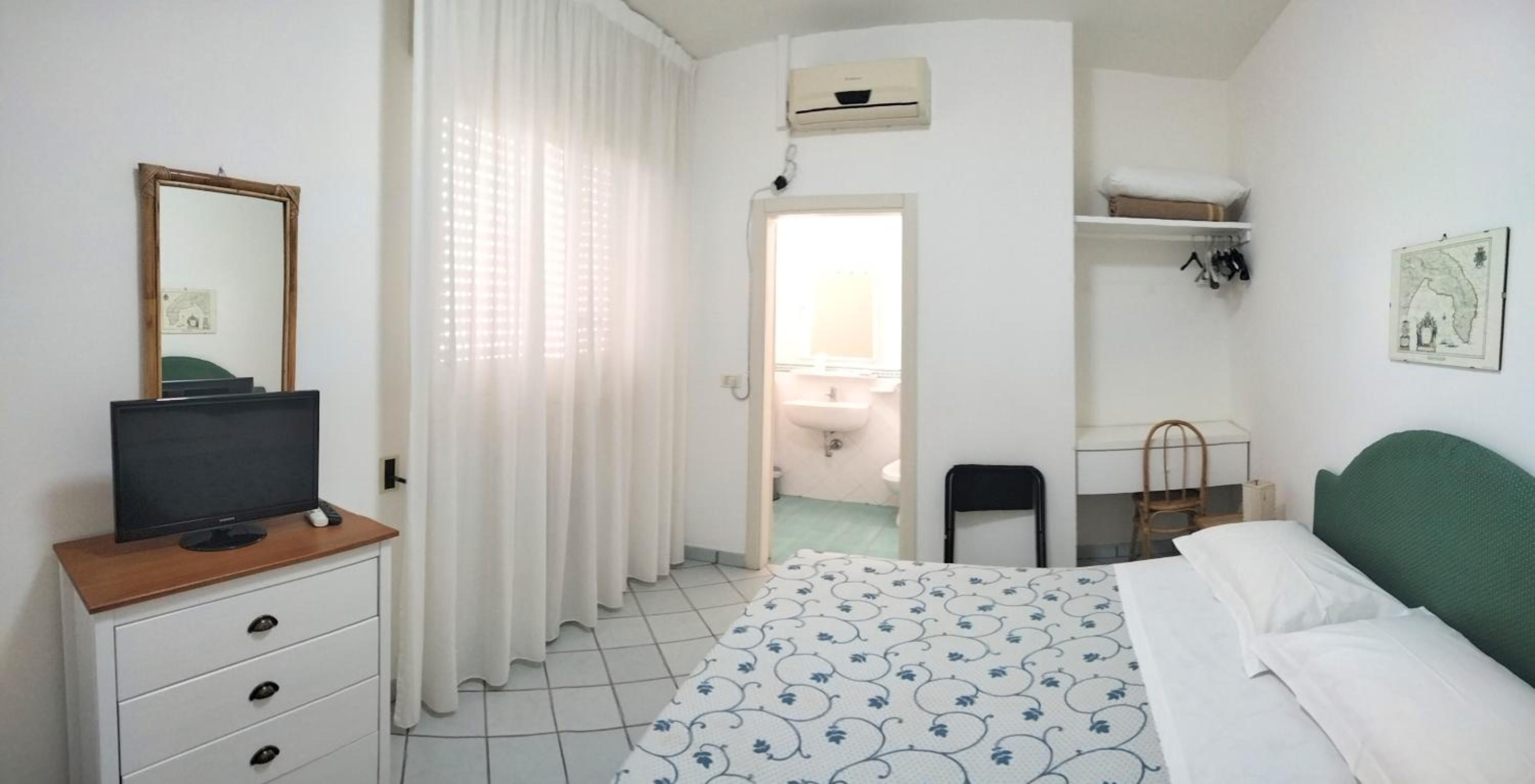 Standard Double Room photo 1