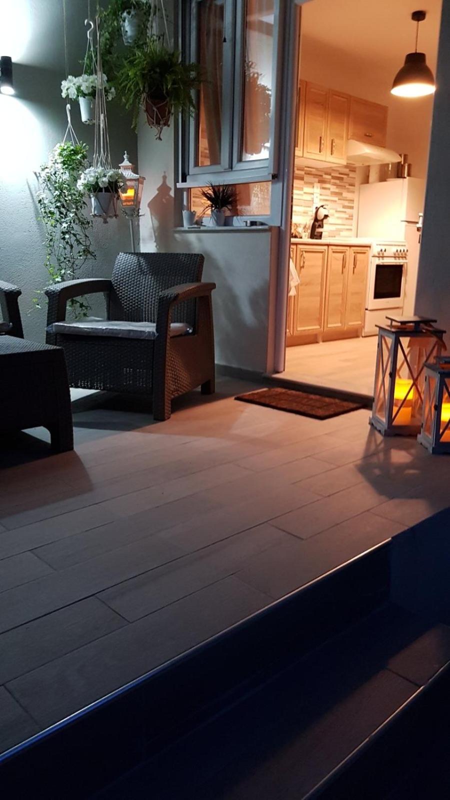 One-Bedroom House - Photo 44