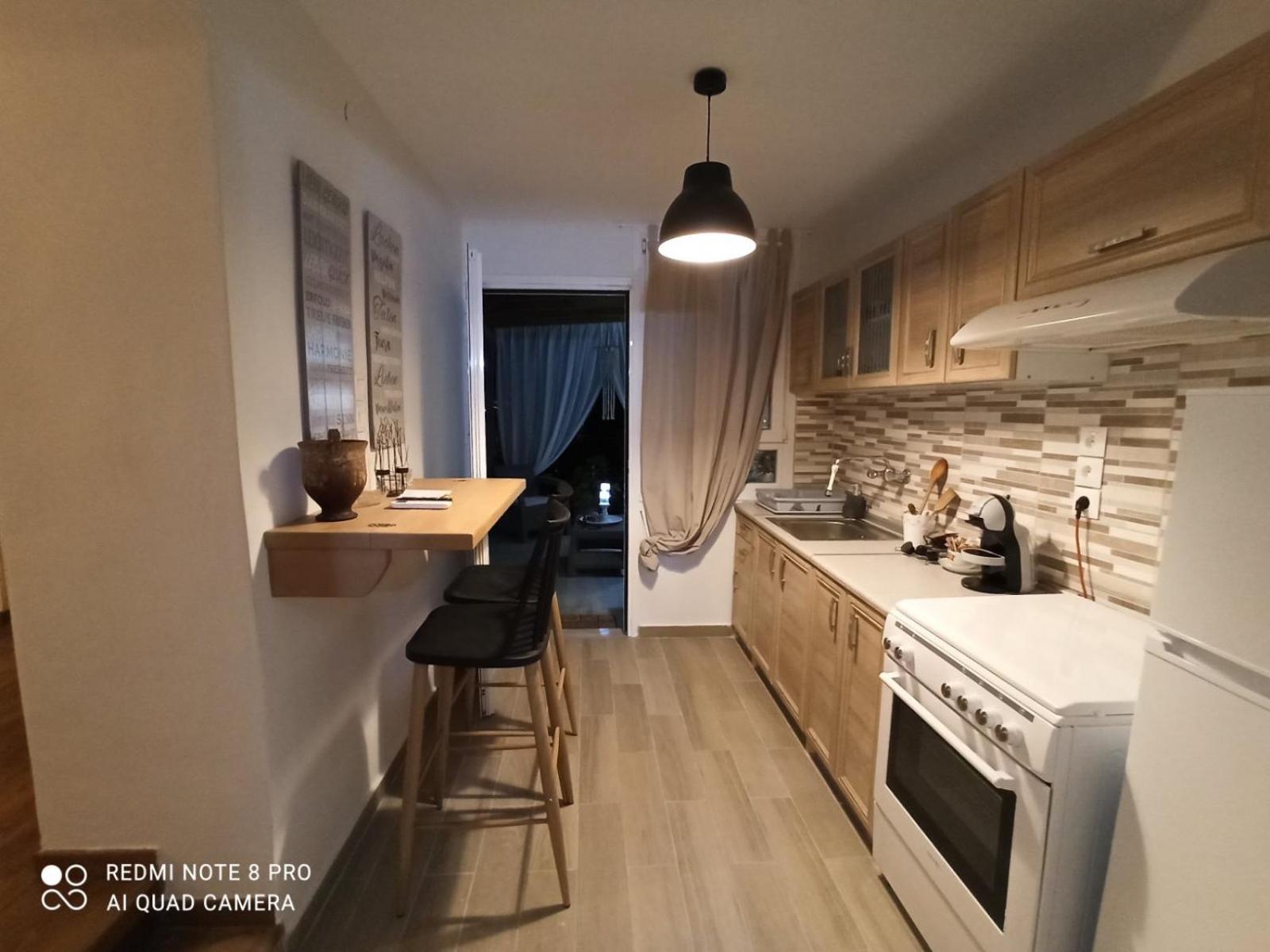 One-Bedroom House - Photo 33