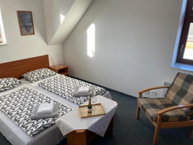Double or Twin Room photo 2
