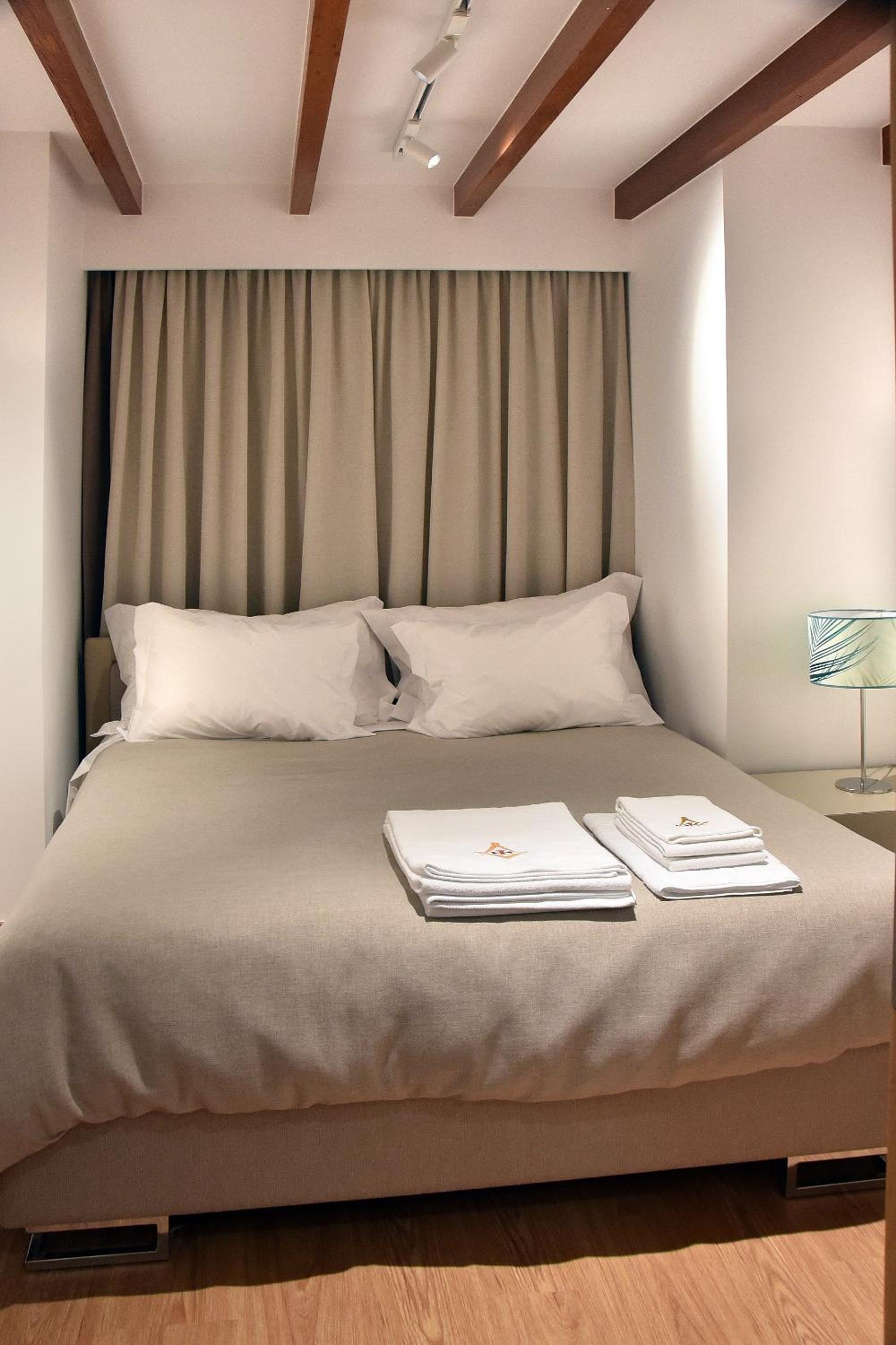 Economy Double Room - Photo 1