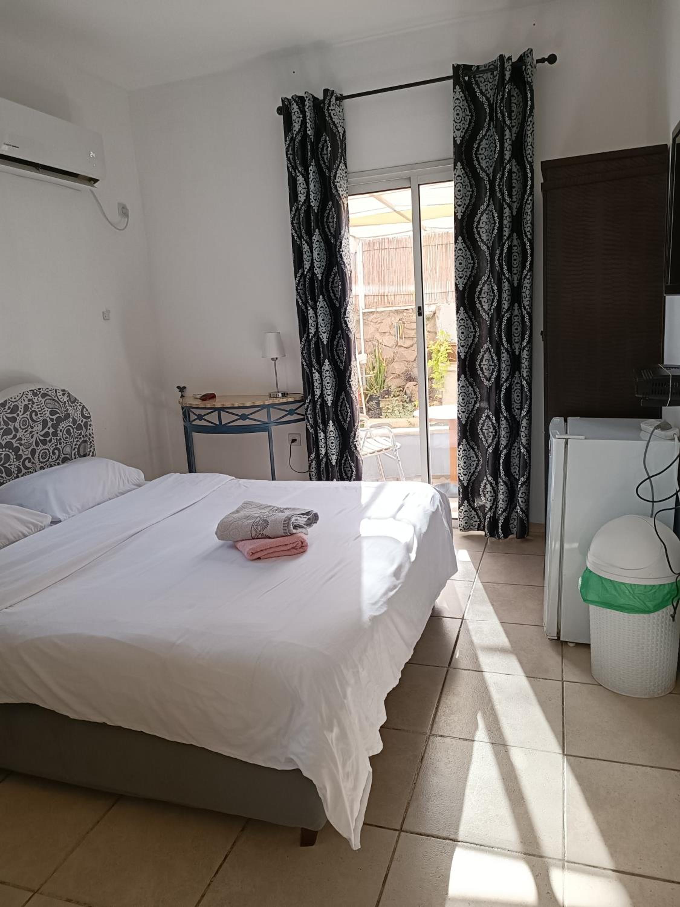 Double or Twin Room with Private Bathroom and Balcony photo 3