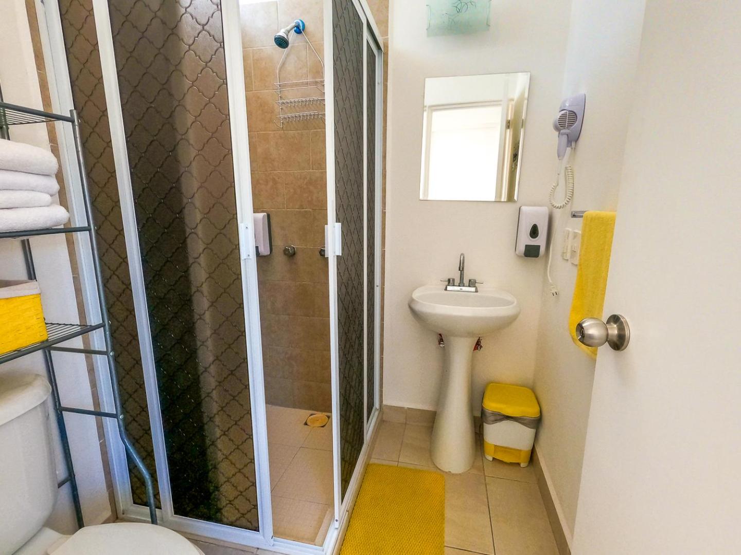 Two-Bedroom House - Photo 41