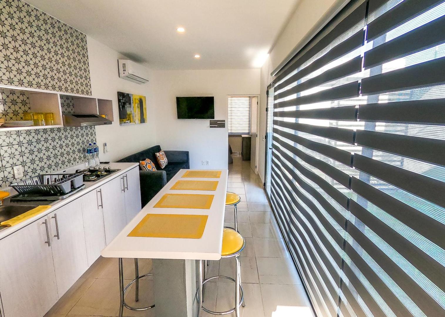 Two-Bedroom House - Photo 33